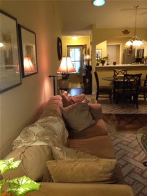 Escada Townhome - Residential