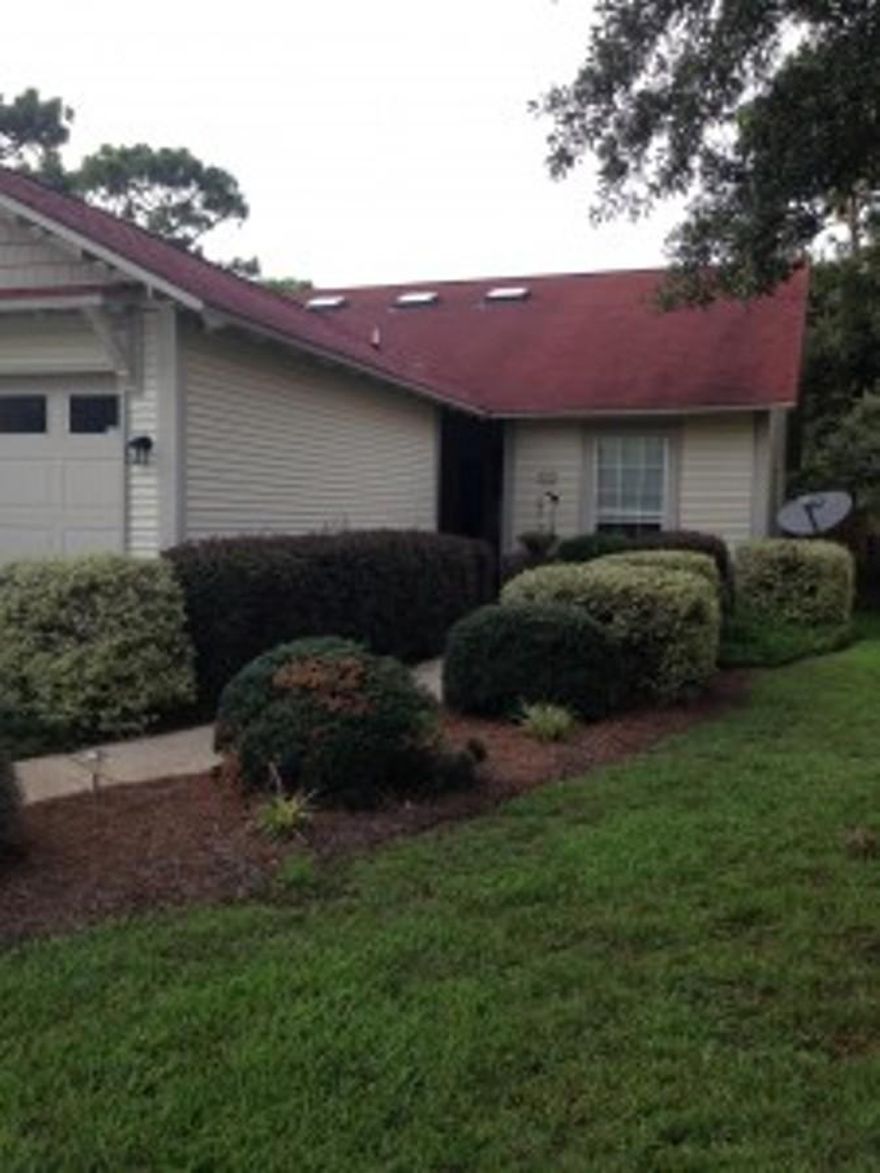 One story townhouse has a view of 2 ponds. The HOA covers weekly lawn care front & back yard. I have a fenced back yard with new sod. There is a screened in porch. A pool at the end of the street . The yard has a sprinkler system. Driveway can accommodate 3 cars depending on size. Exterior material: brick & vinyl, roof is shingle. New AC & Heating. Large patio in back yard, all new Stainless appliances, ceiling fans in the living room & the 3 bedrooms & porch. Two new skylights.