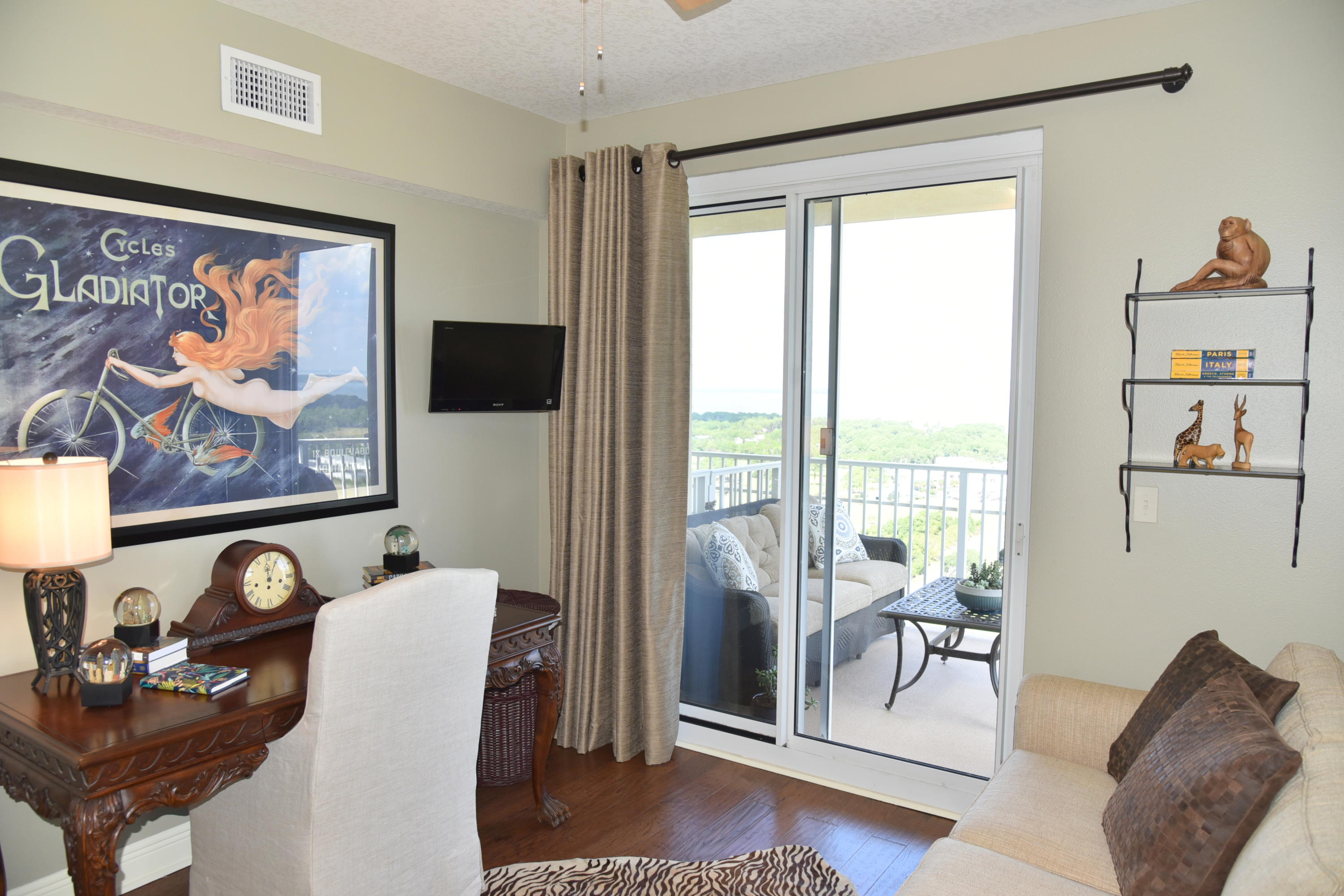 ARIEL DUNES I - Residential