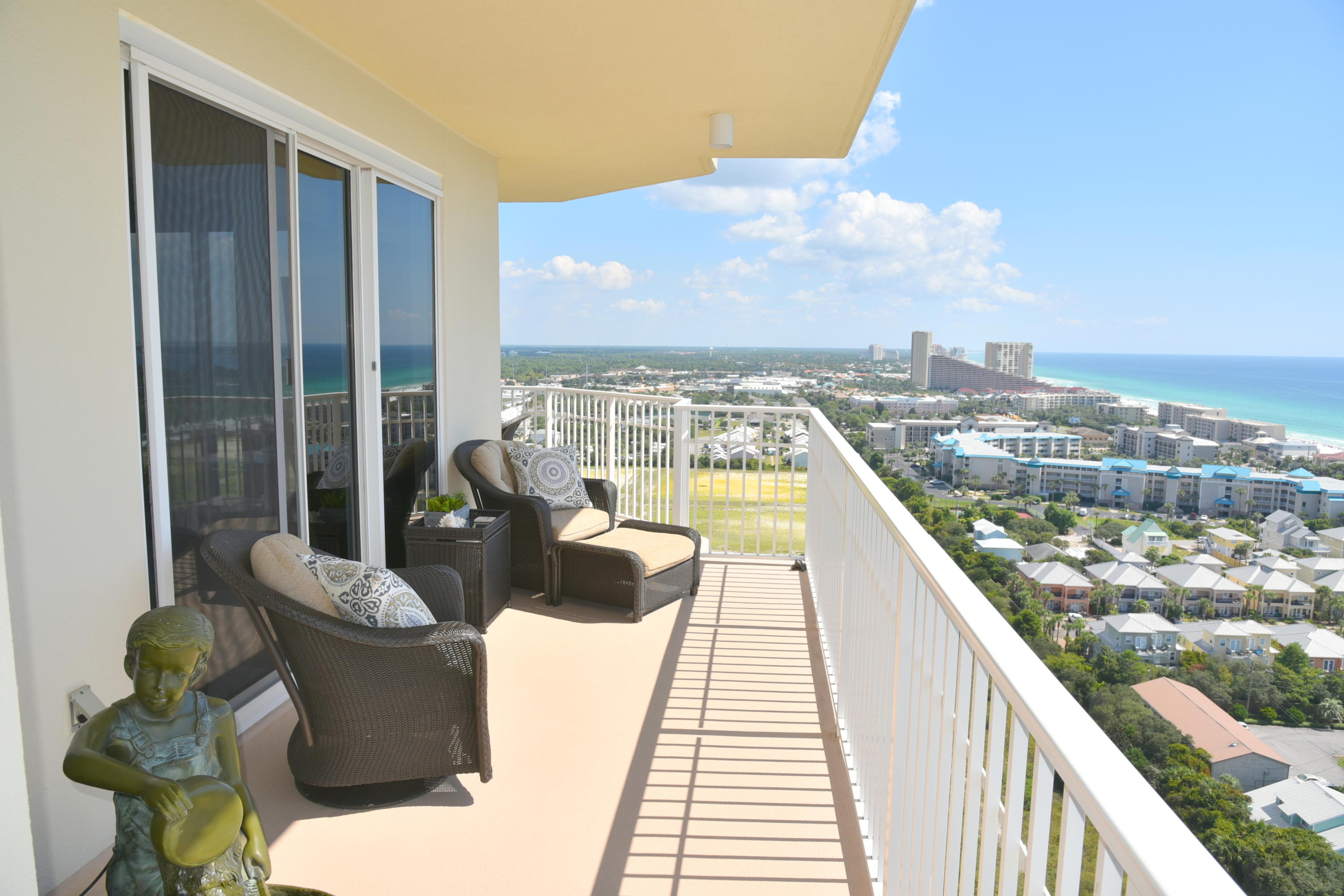 ARIEL DUNES I - Residential