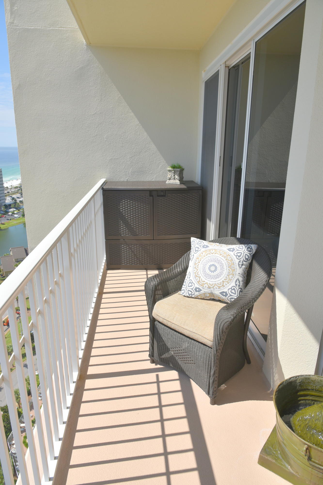 ARIEL DUNES I - Residential