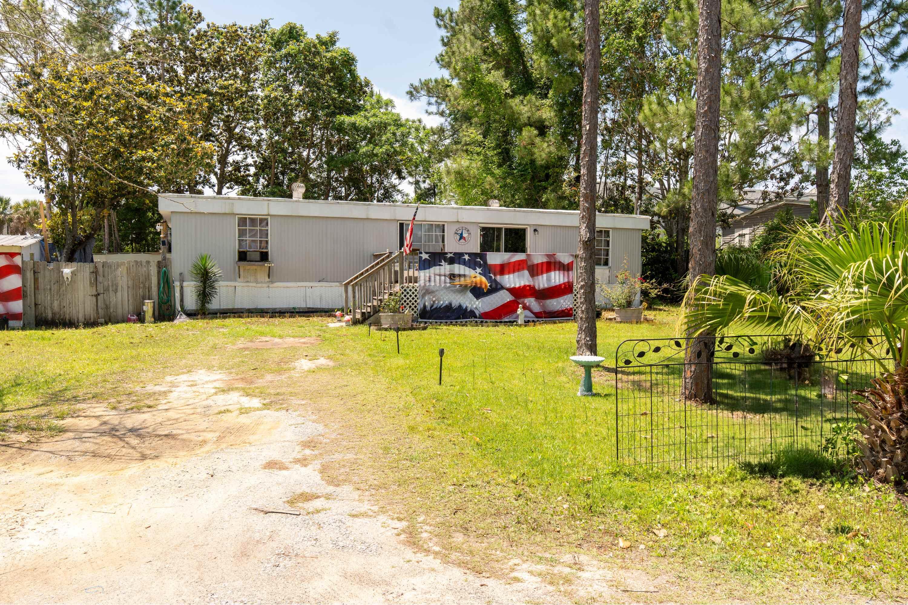 203 Nuit Lane