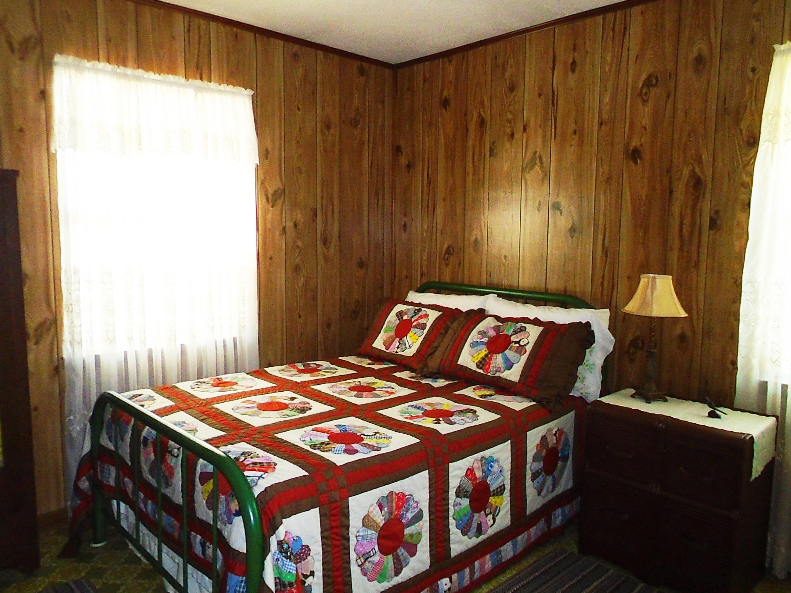 METES & BOUNDS - Farm