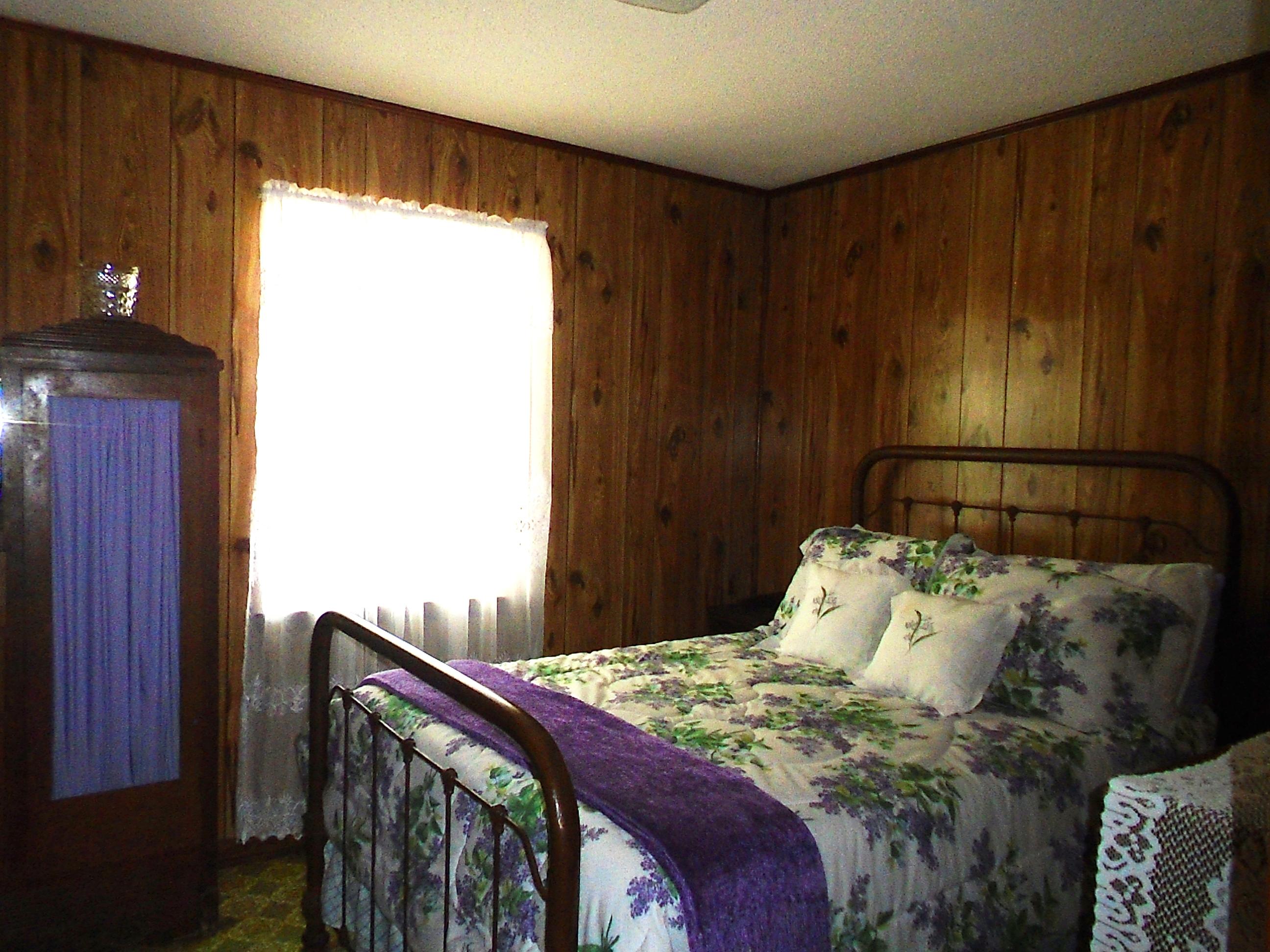 METES & BOUNDS - Farm