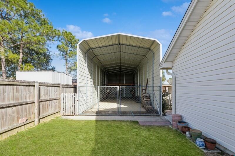 COUNTRYVIEW EST - Residential