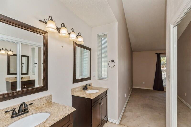 COUNTRYVIEW EST - Residential