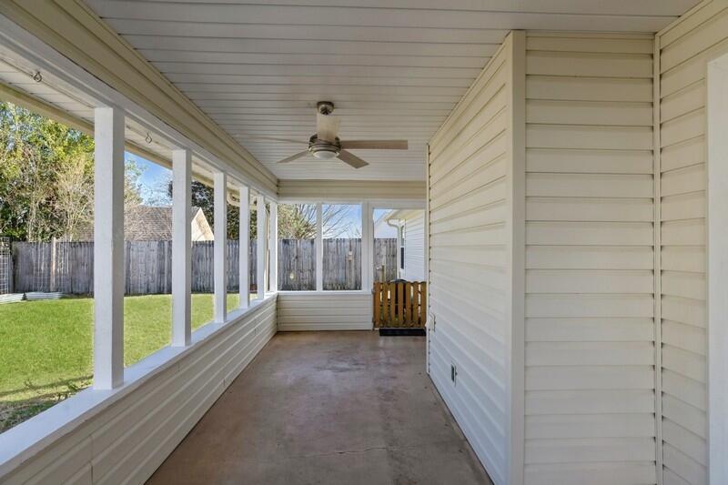 COUNTRYVIEW EST - Residential