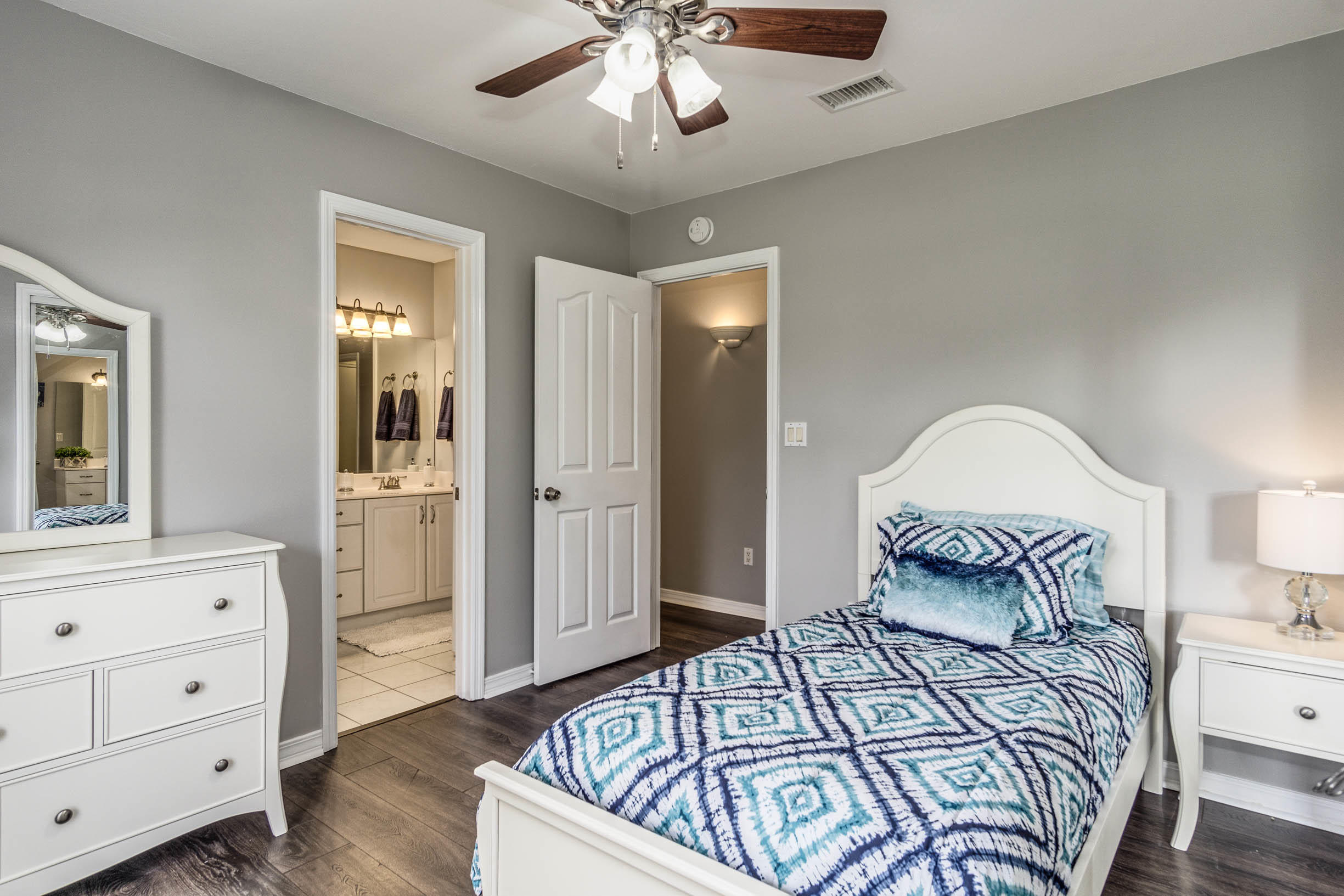 HOLIDAY SHORES ESTATES - Residential