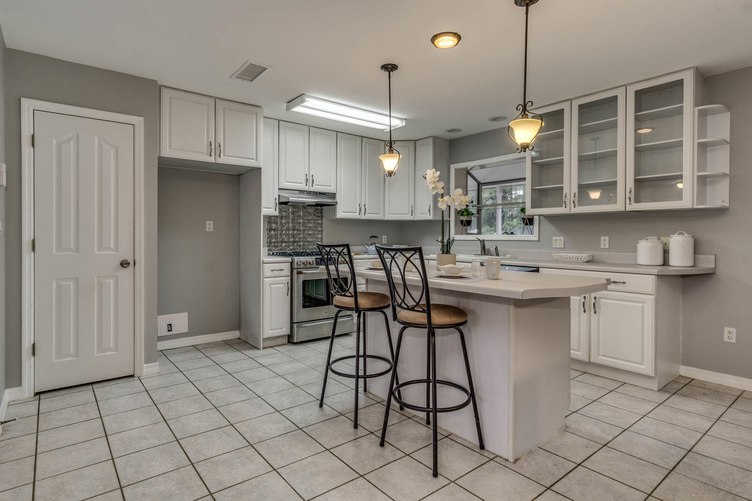 HOLIDAY SHORES ESTATES - Residential