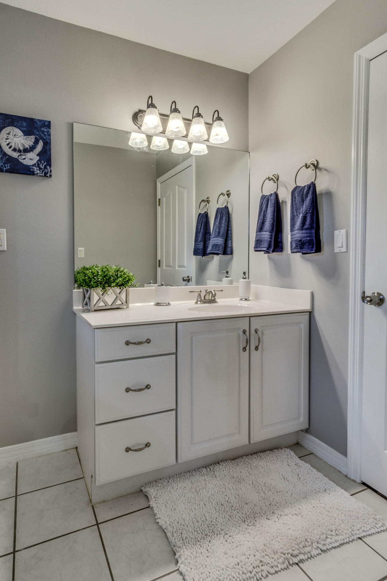 HOLIDAY SHORES ESTATES - Residential