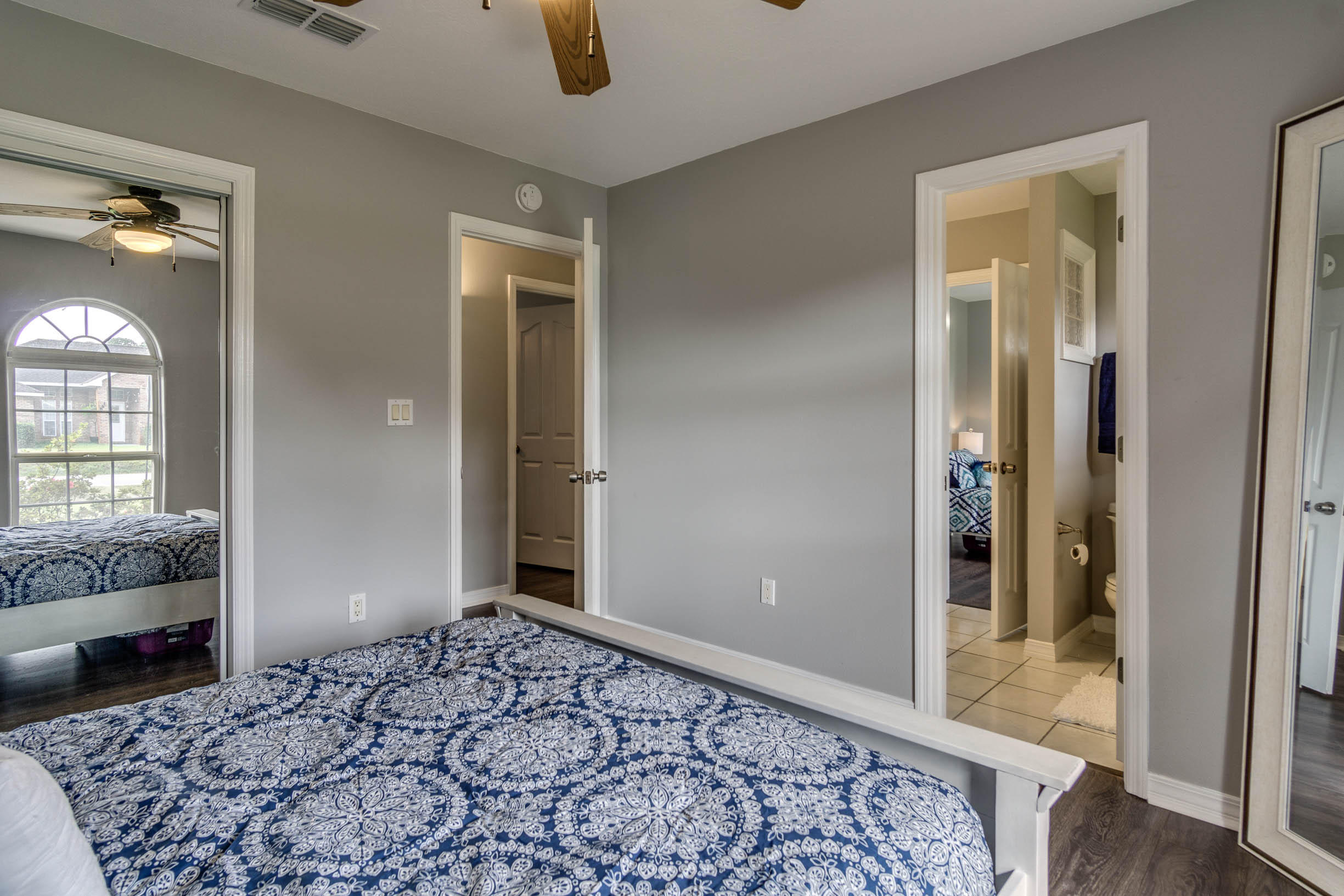 HOLIDAY SHORES ESTATES - Residential