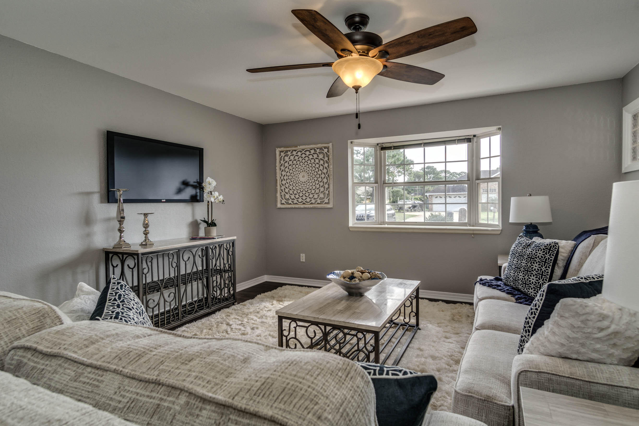 HOLIDAY SHORES ESTATES - Residential