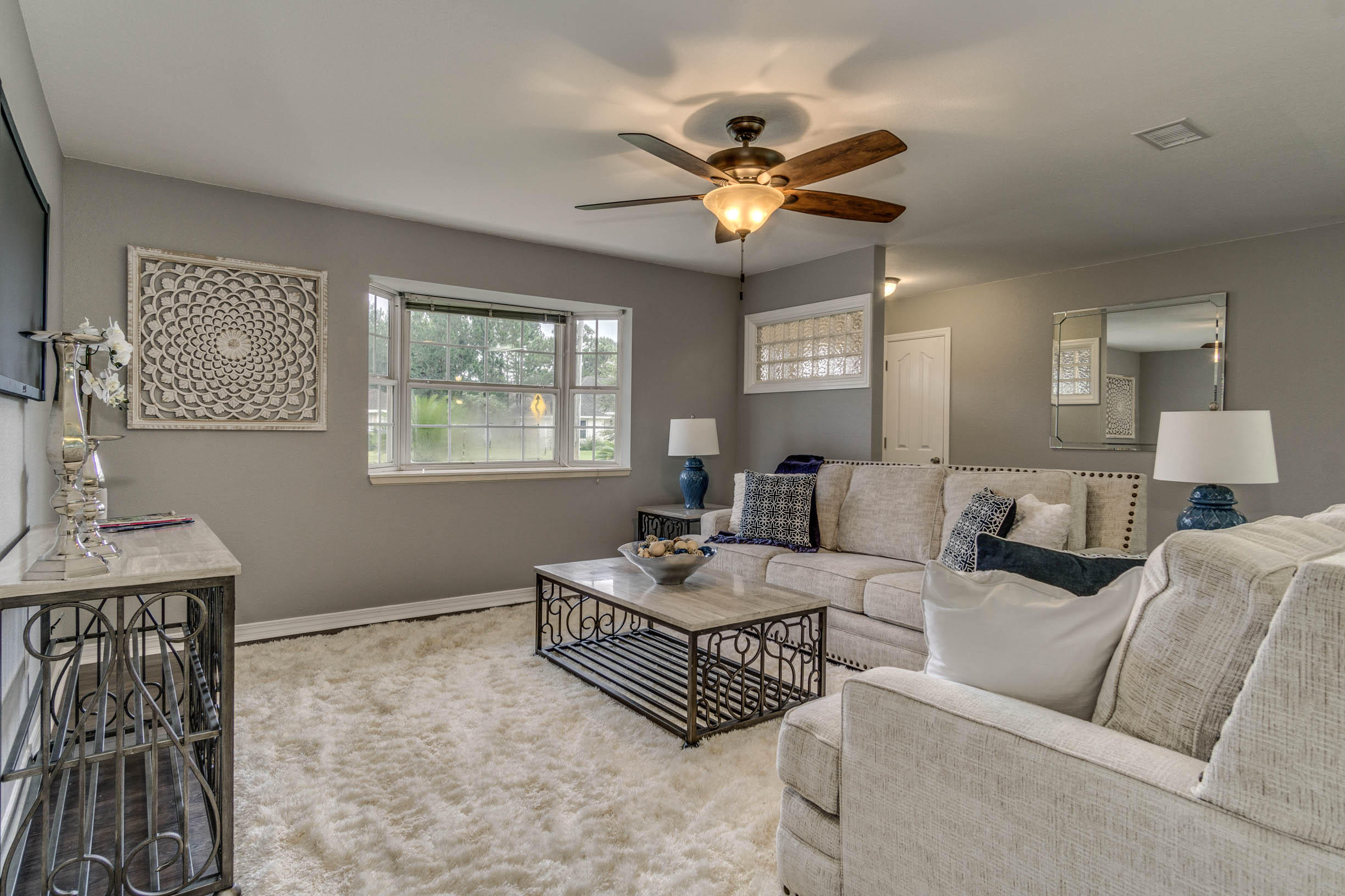 HOLIDAY SHORES ESTATES - Residential