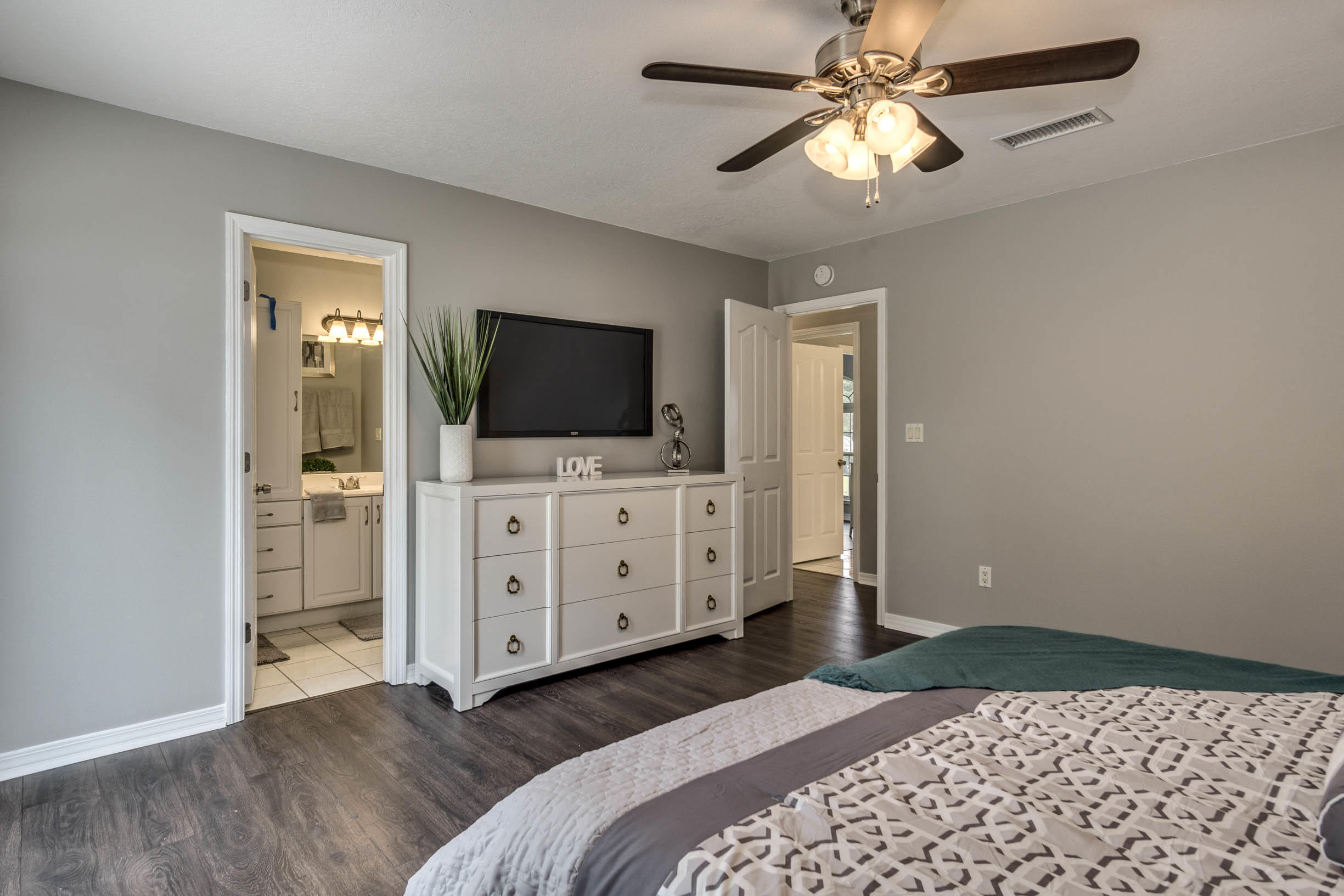 HOLIDAY SHORES ESTATES - Residential