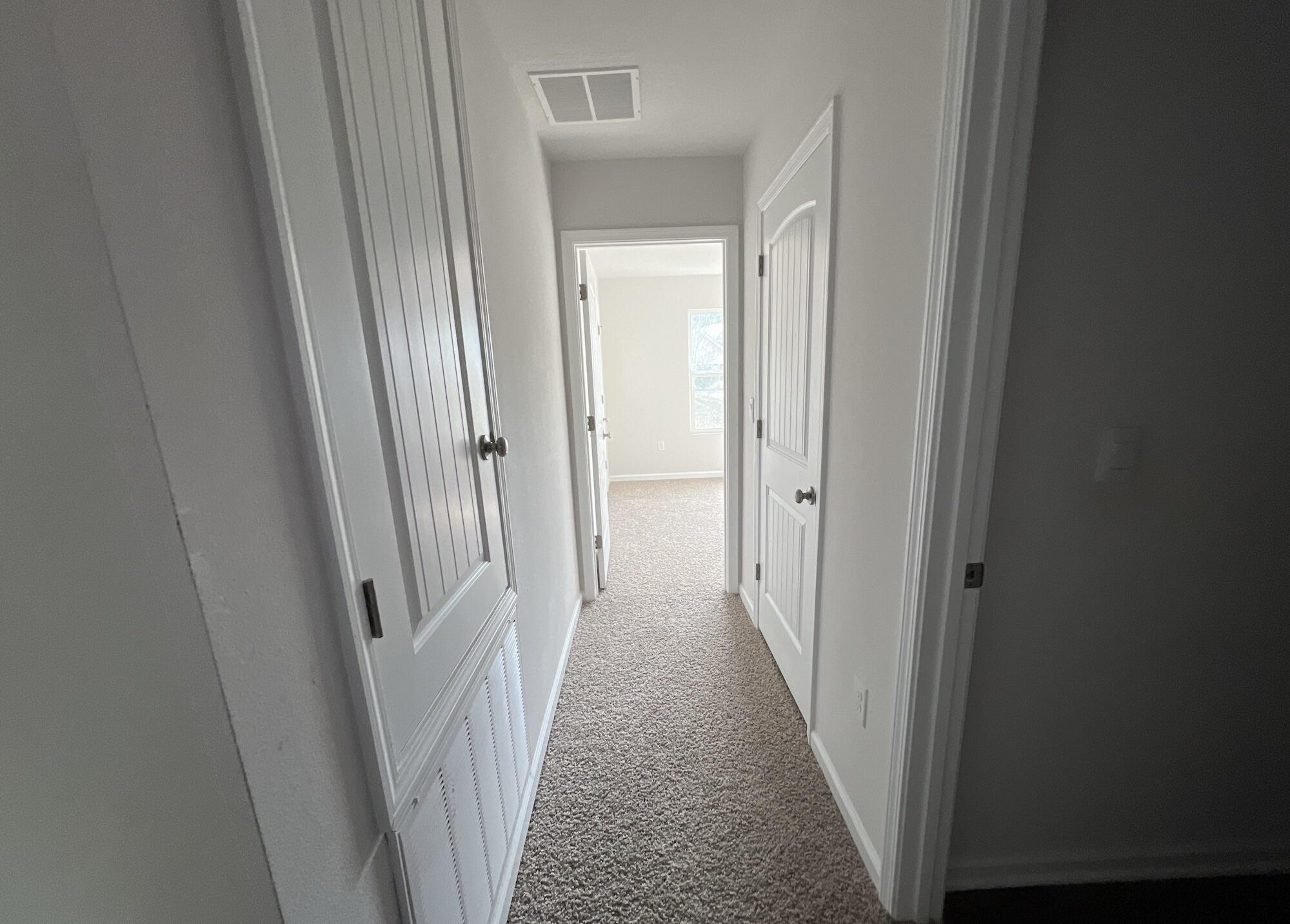 LAKERIDGE EST - Residential