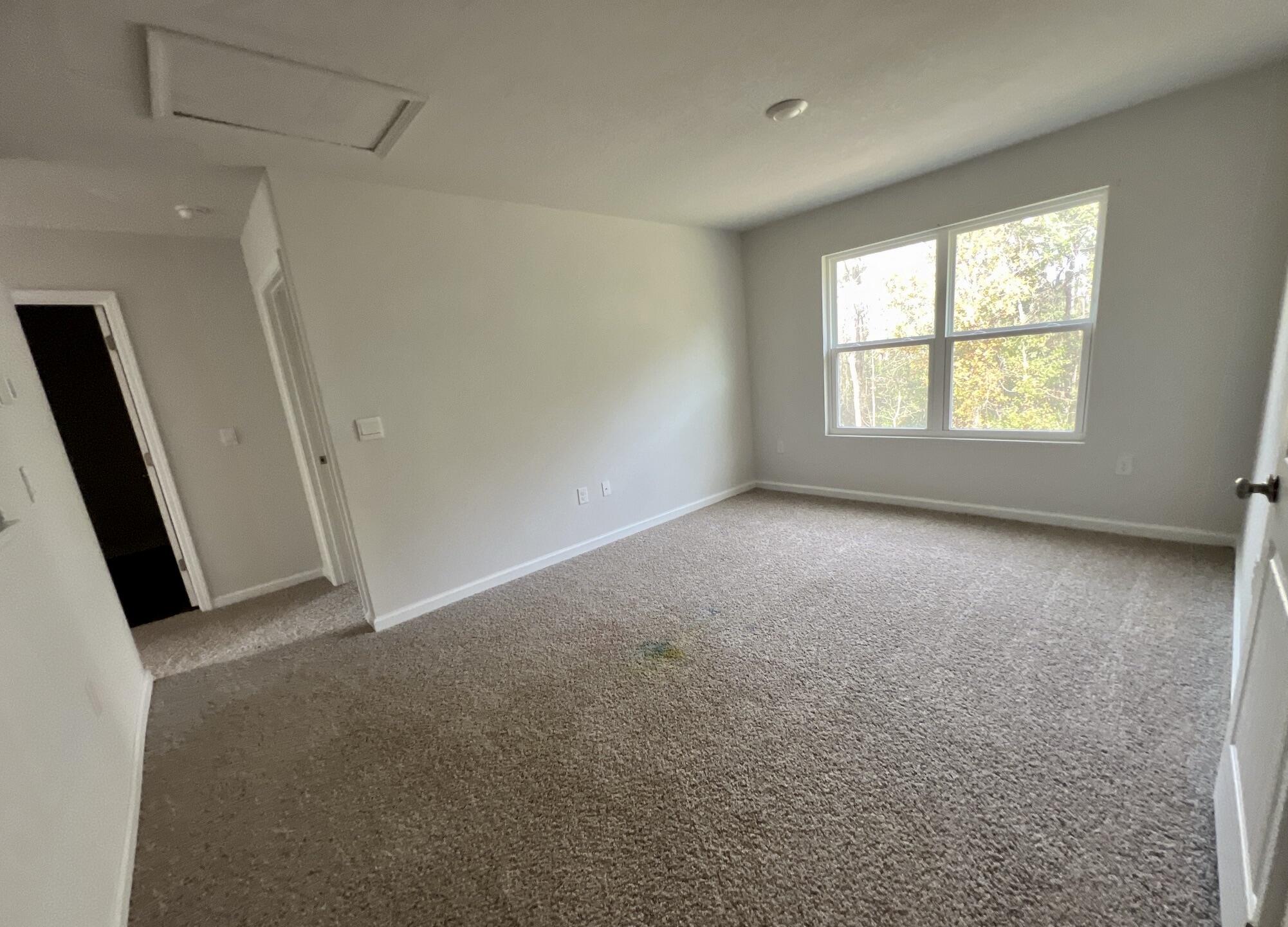 LAKERIDGE EST - Residential