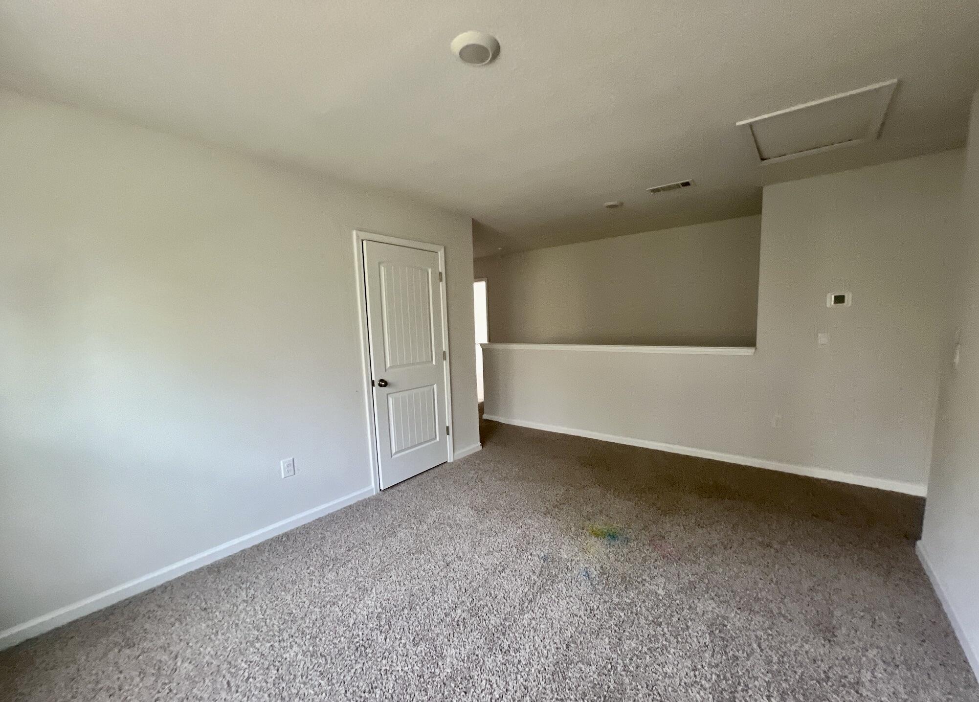 LAKERIDGE EST - Residential