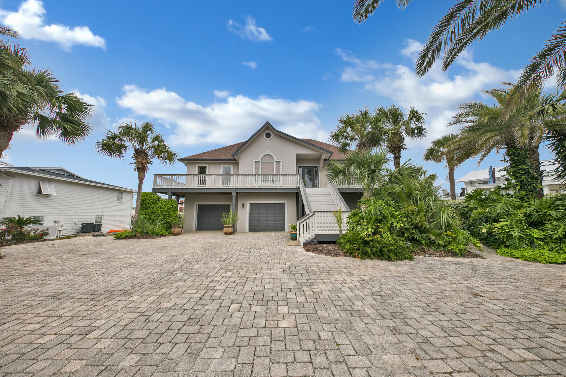 HOLIDAY ISLE - Residential