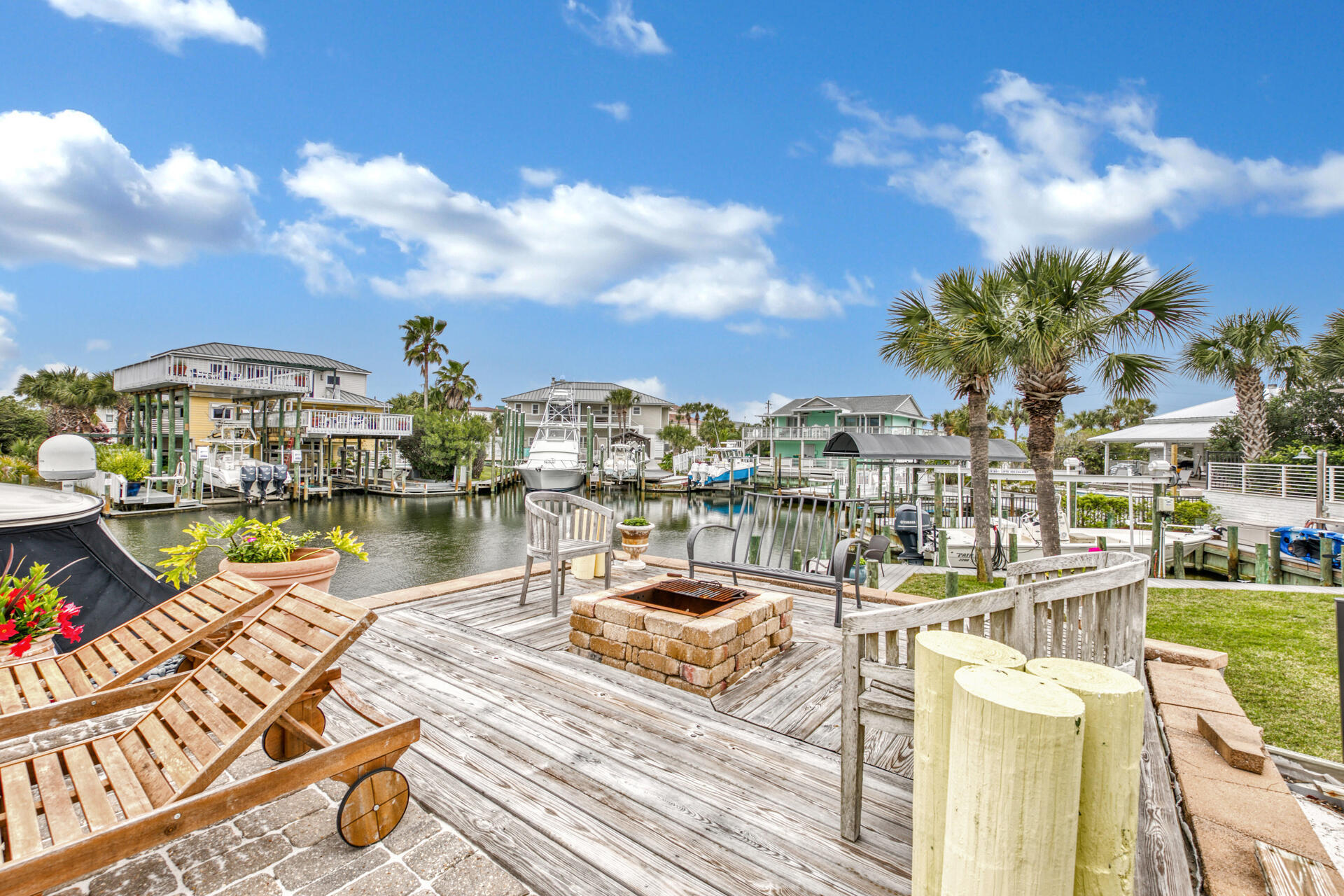 HOLIDAY ISLE - Residential