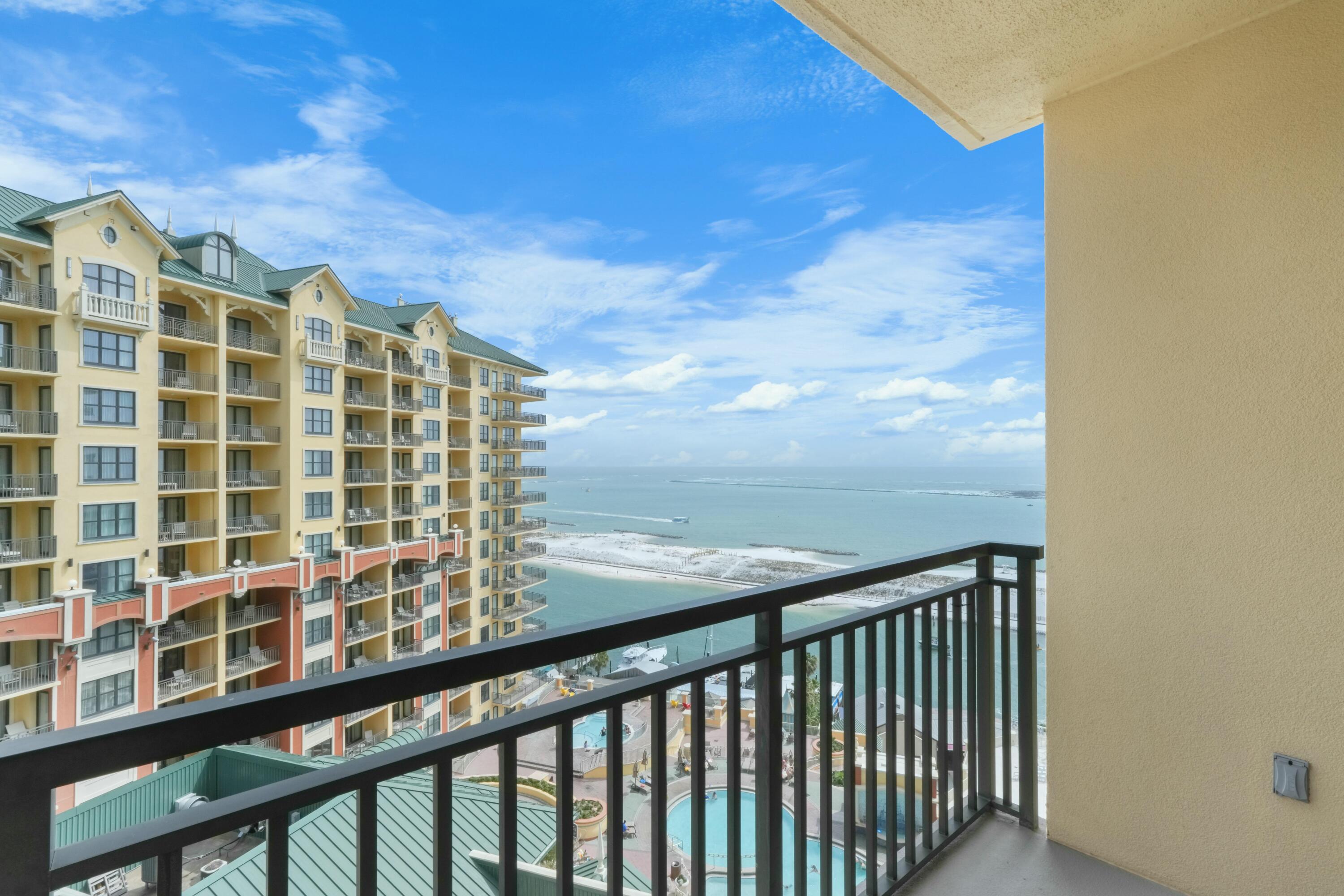 EMERALD GRANDE - Residential
