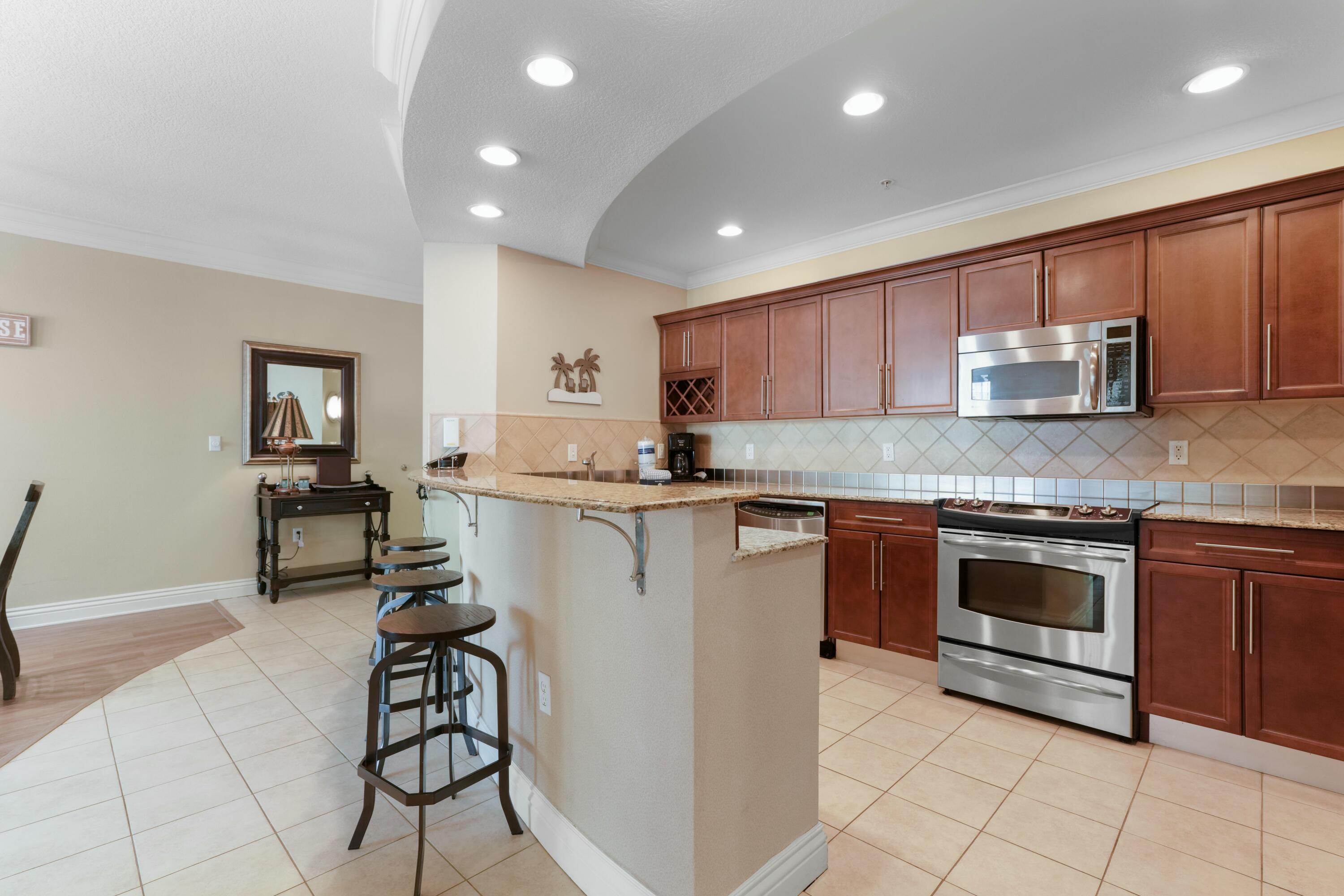 EMERALD GRANDE - Residential