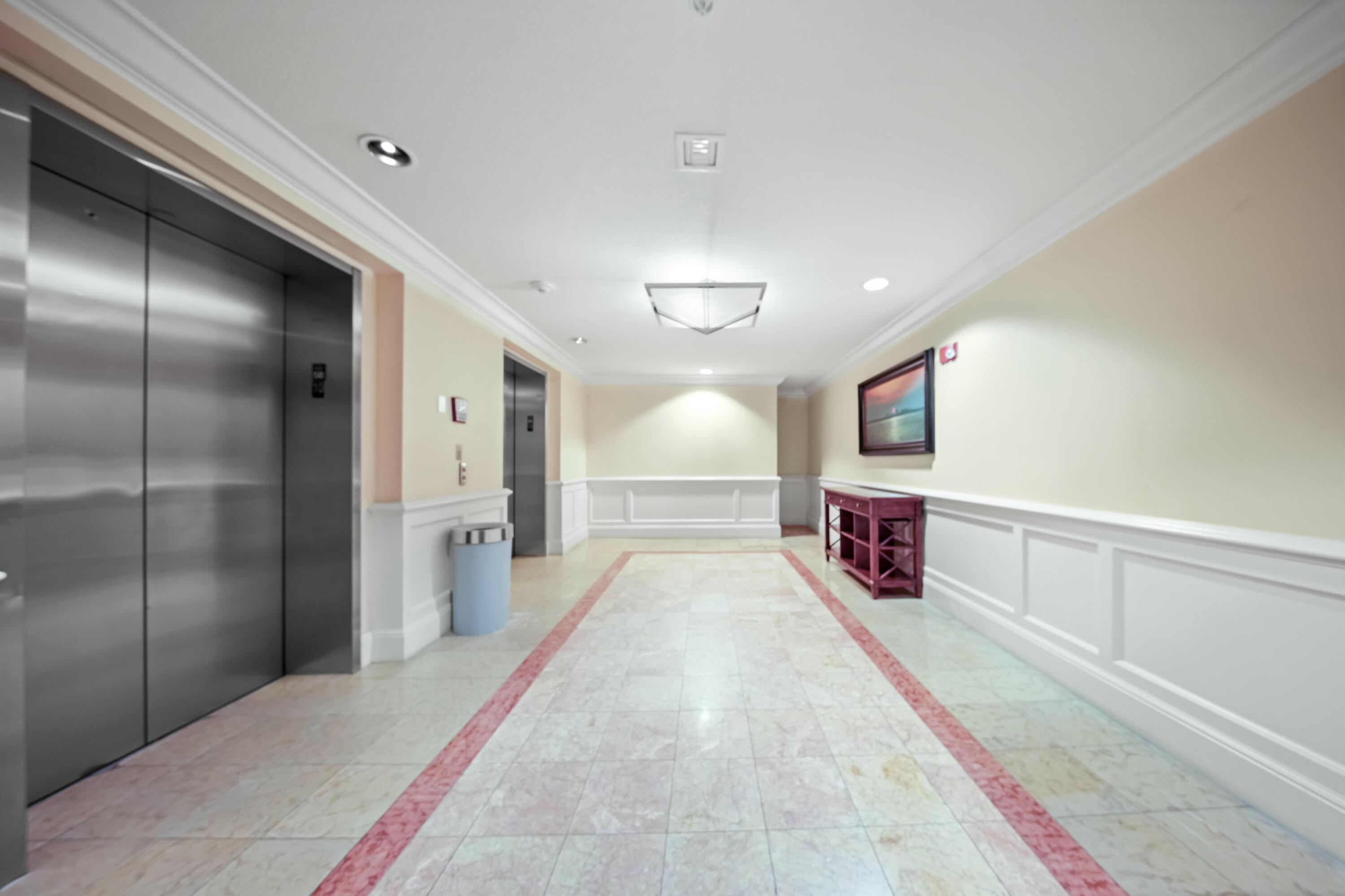 EMERALD GRANDE - Residential