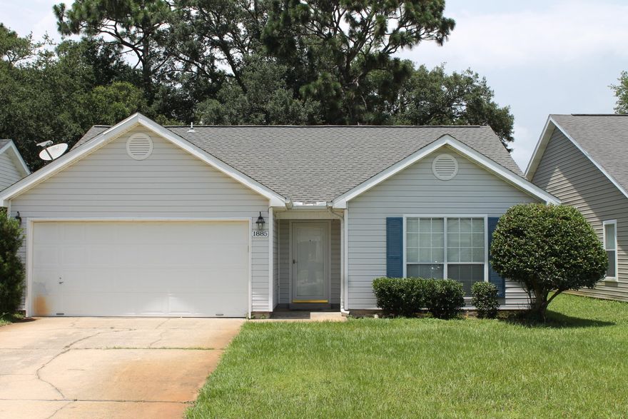Looking for a 3 bedroom house, or an investment property in Fort Walton Beach? Then this cul de sac home will definitely check all the boxes for you. The property boasts ample kitchen cabinets, an open vaulted living room, split bedroom layout, and a screened back porch. The back yard is fully fenced with a side gate, for convenient access and storage. Within easy reachof the beaches and Hurlburt Field, this property's location is perfect for commuters and military alike. Don't miss out on viewing your new home......call for an appointment today.