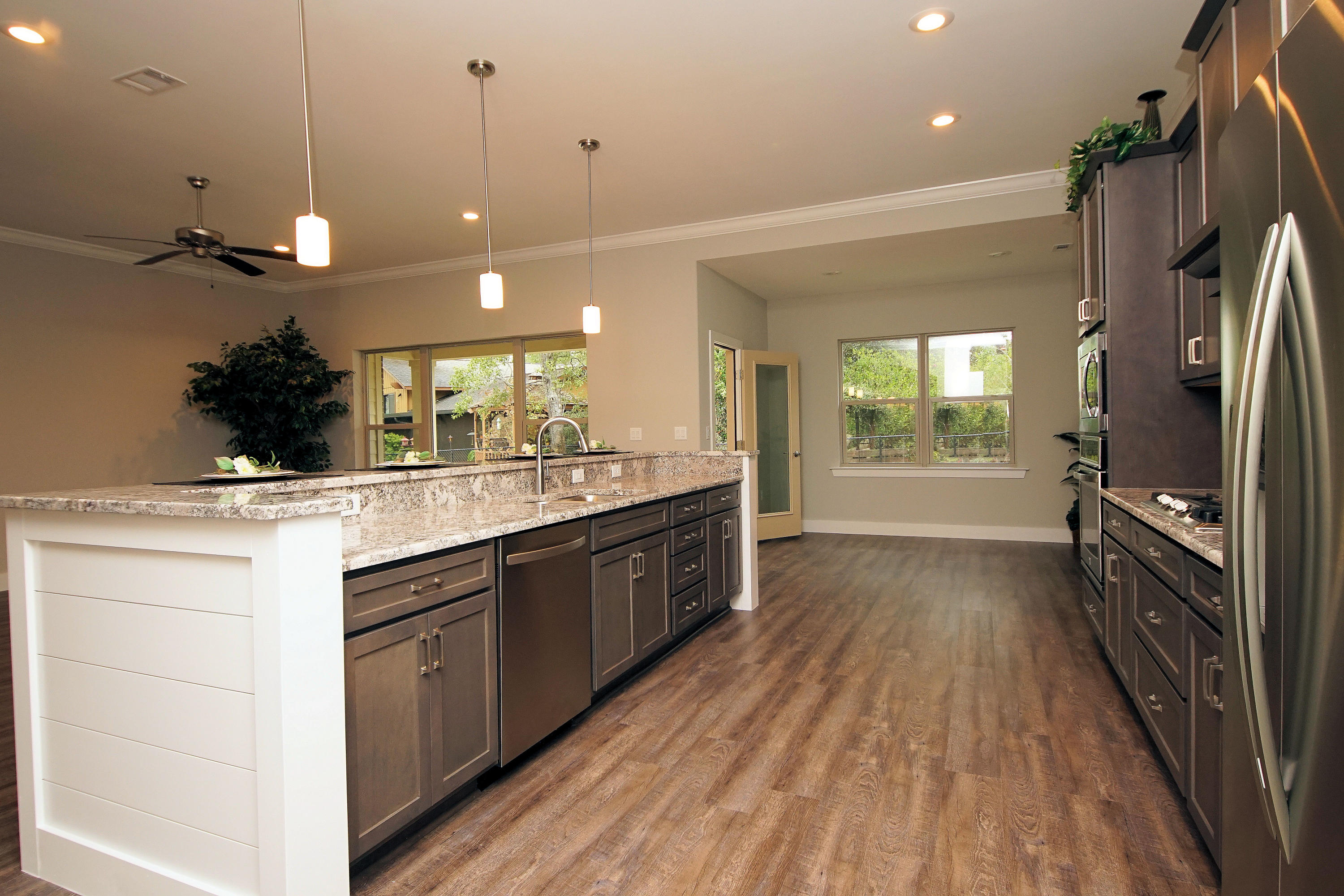 PARRISH M MM J PLAT - Residential