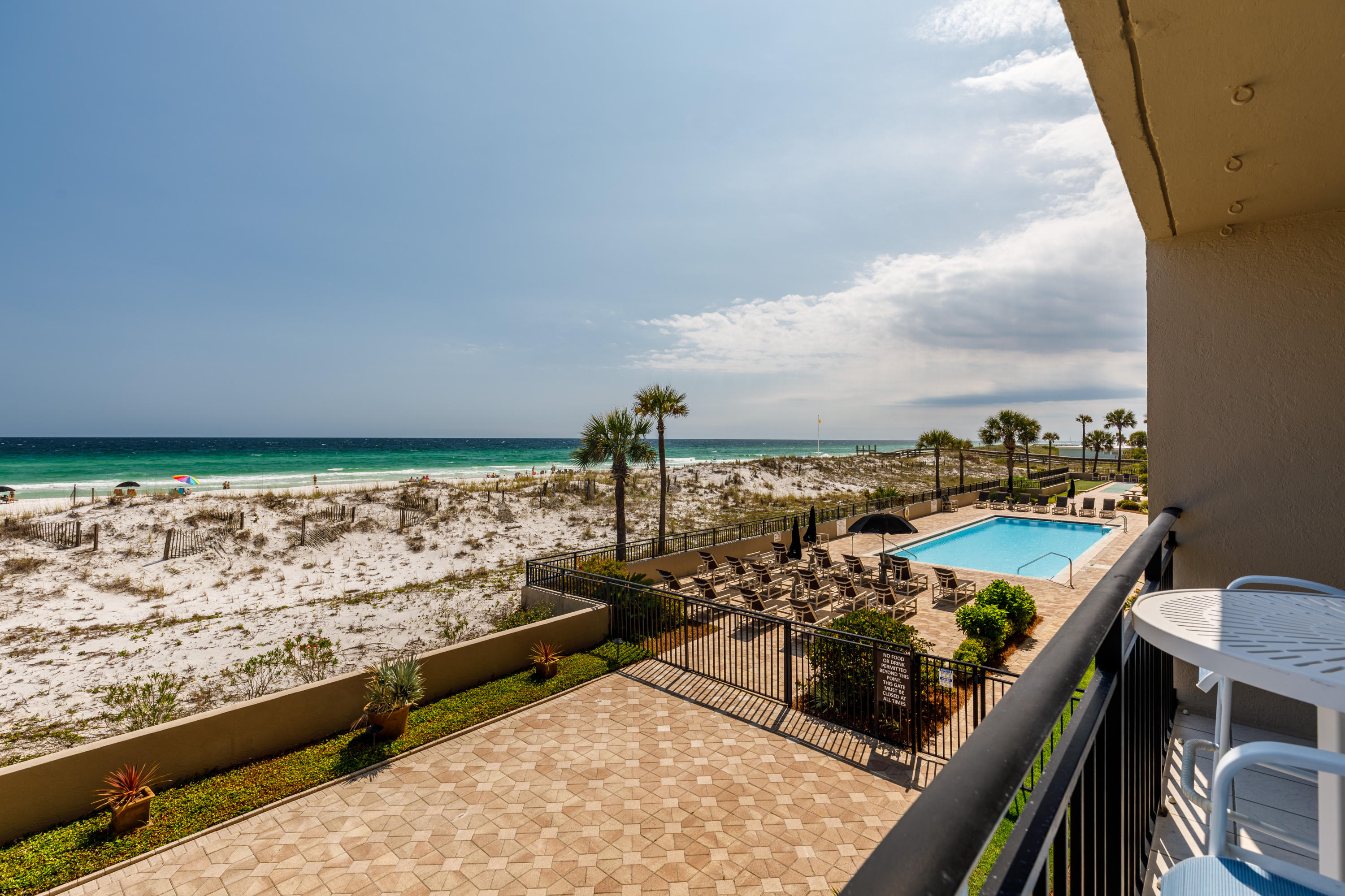 BREAKERS OF FWB PH 1 - Residential