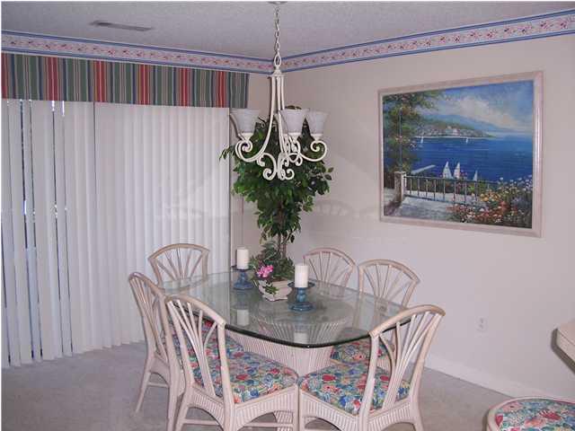 LAKESIDE CONDO AT BLUEWATER BAY - Residential Lease