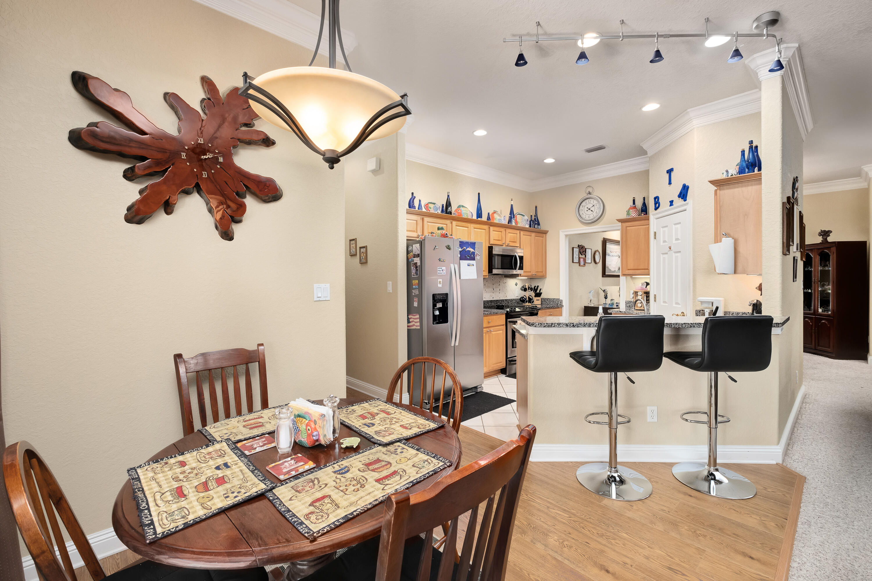 EMERALD BREEZE ESTATES - Residential