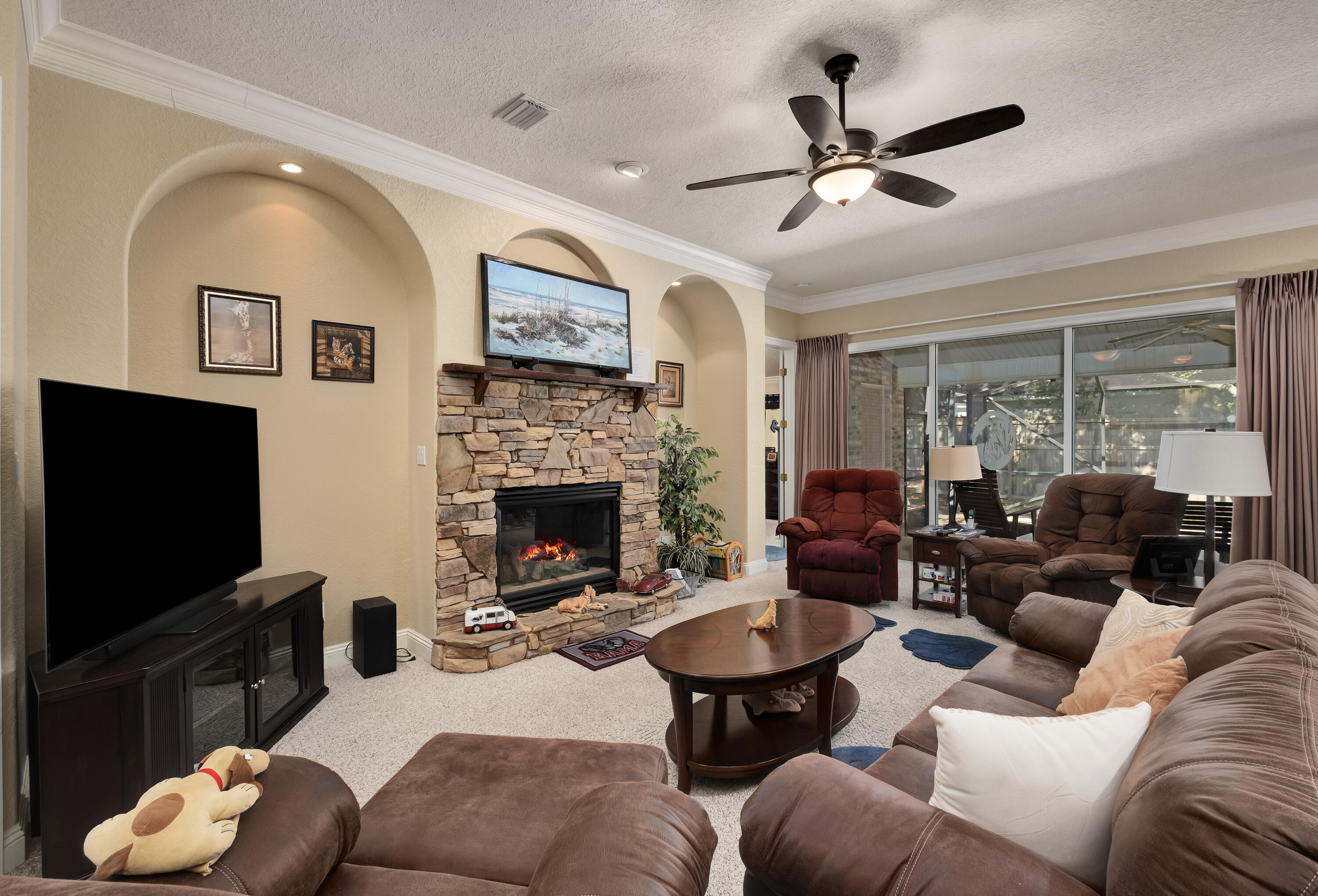 EMERALD BREEZE ESTATES - Residential