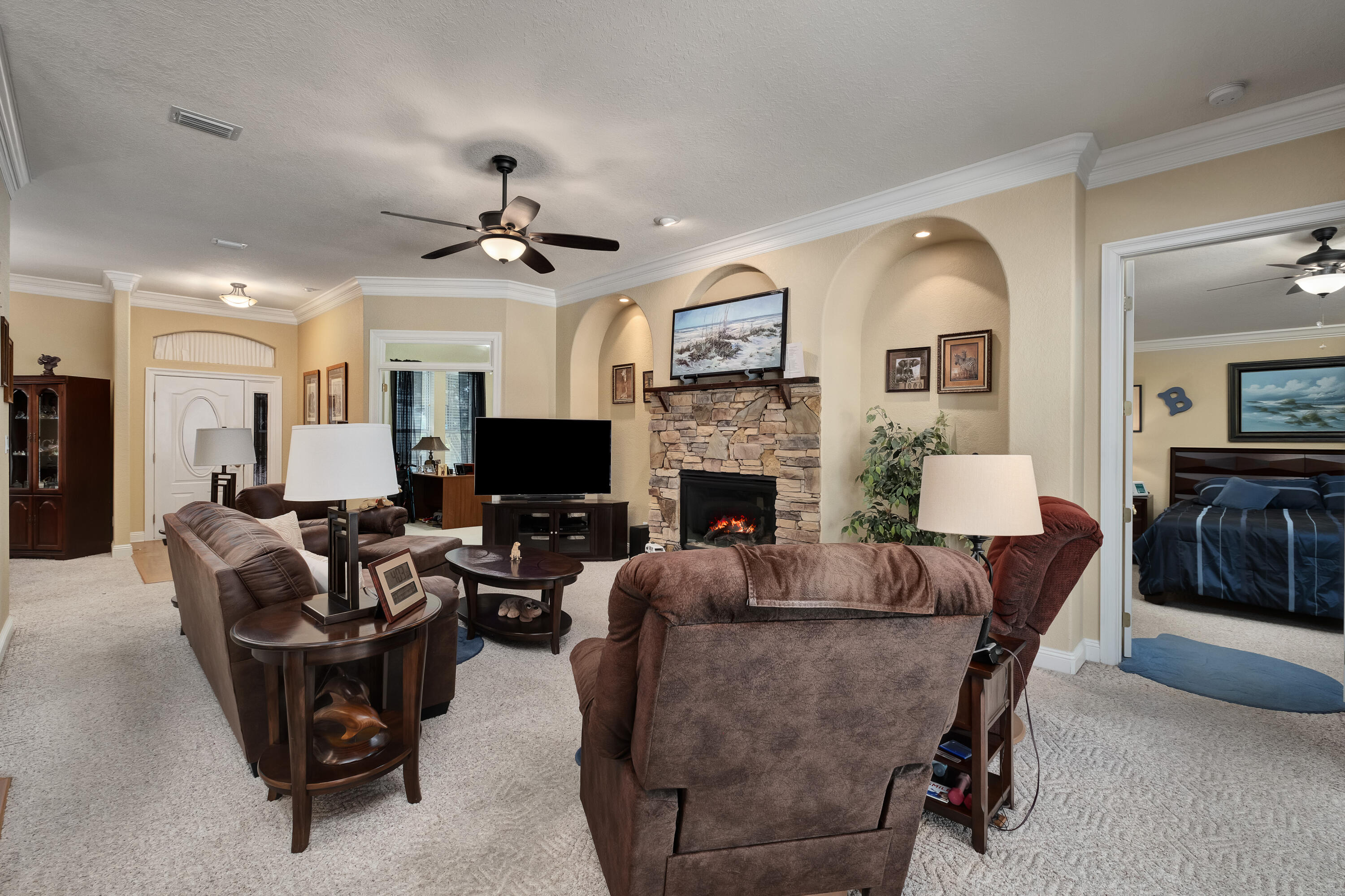 EMERALD BREEZE ESTATES - Residential