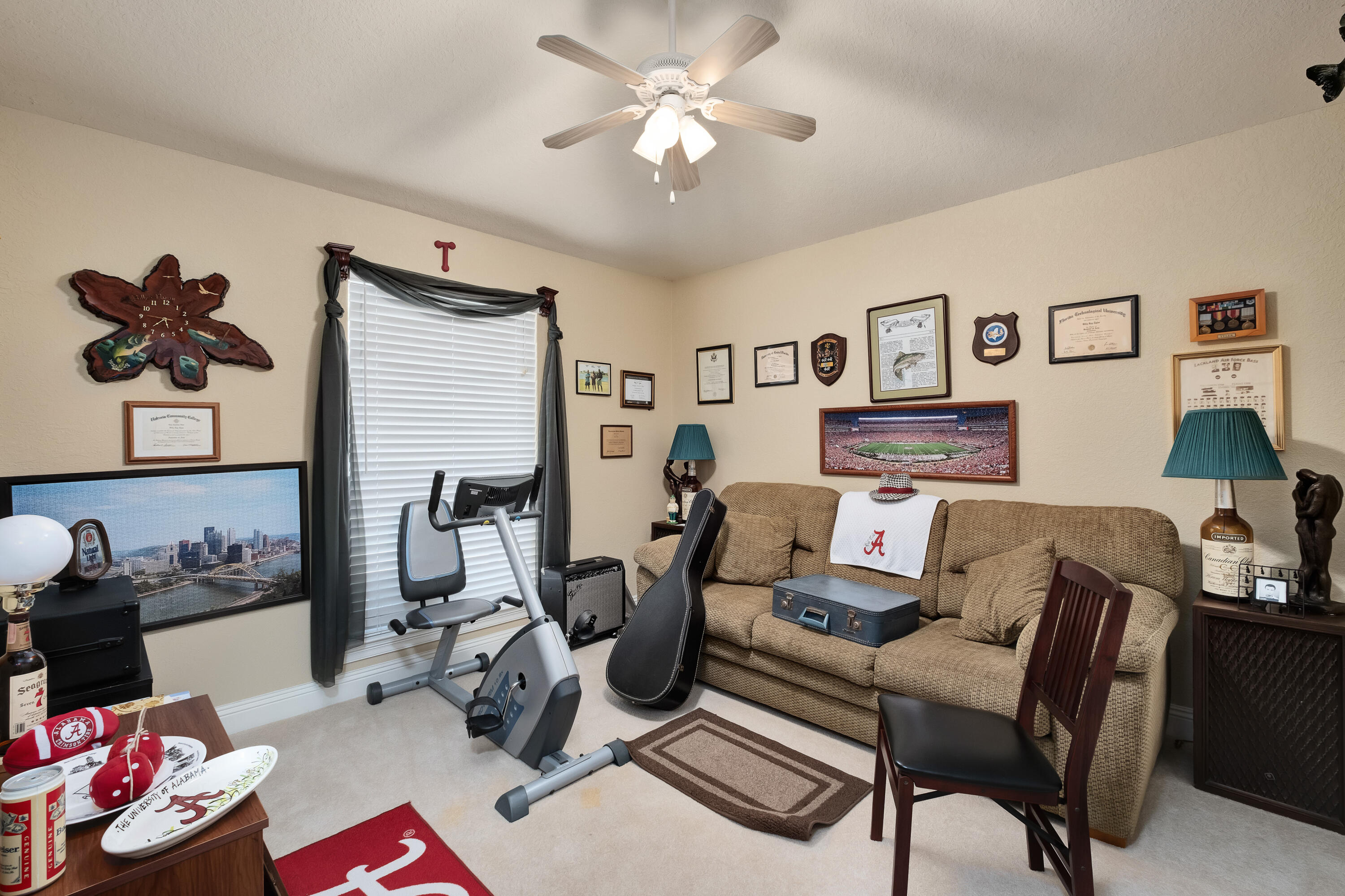 EMERALD BREEZE ESTATES - Residential