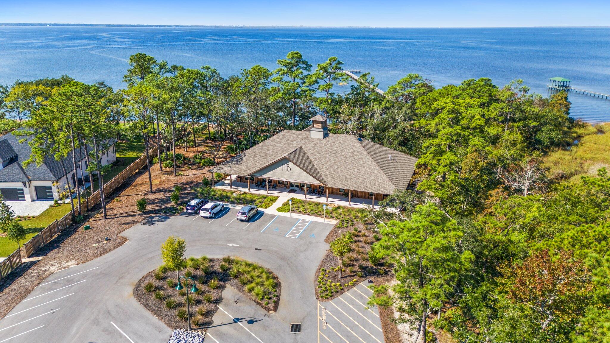 HAMMOCK BAY - Land