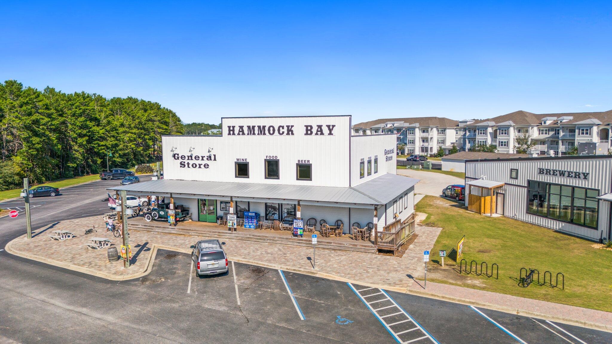 HAMMOCK BAY - Land