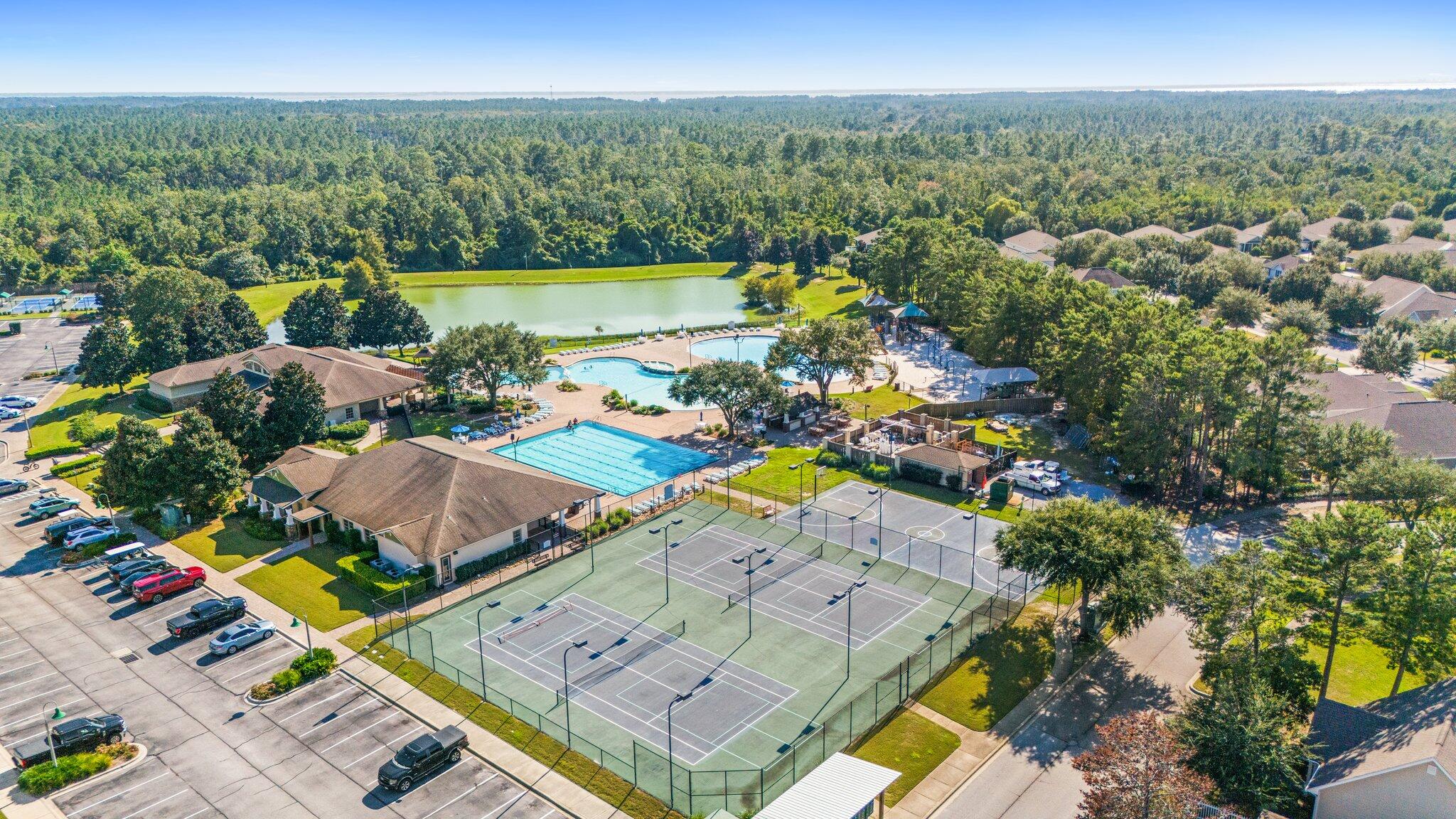 HAMMOCK BAY - Land