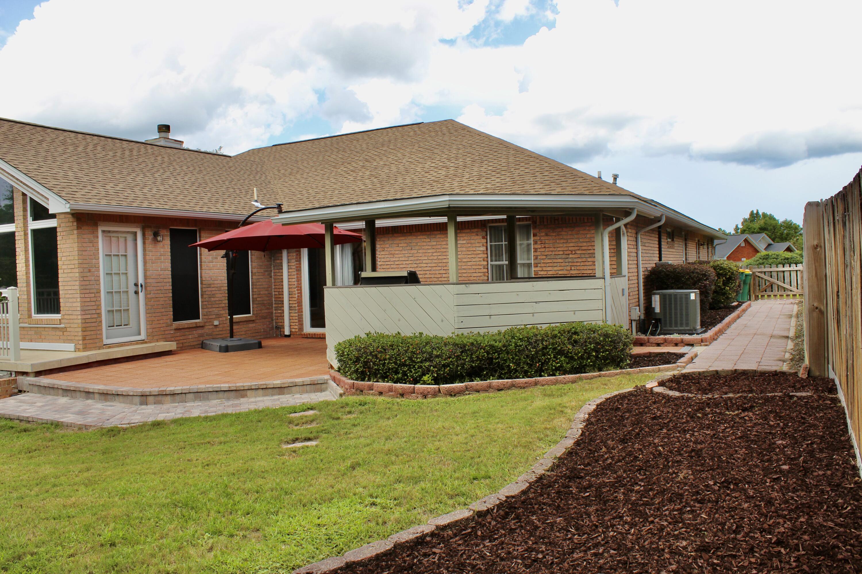 PAGE PLACE 3 PH 1 - Residential