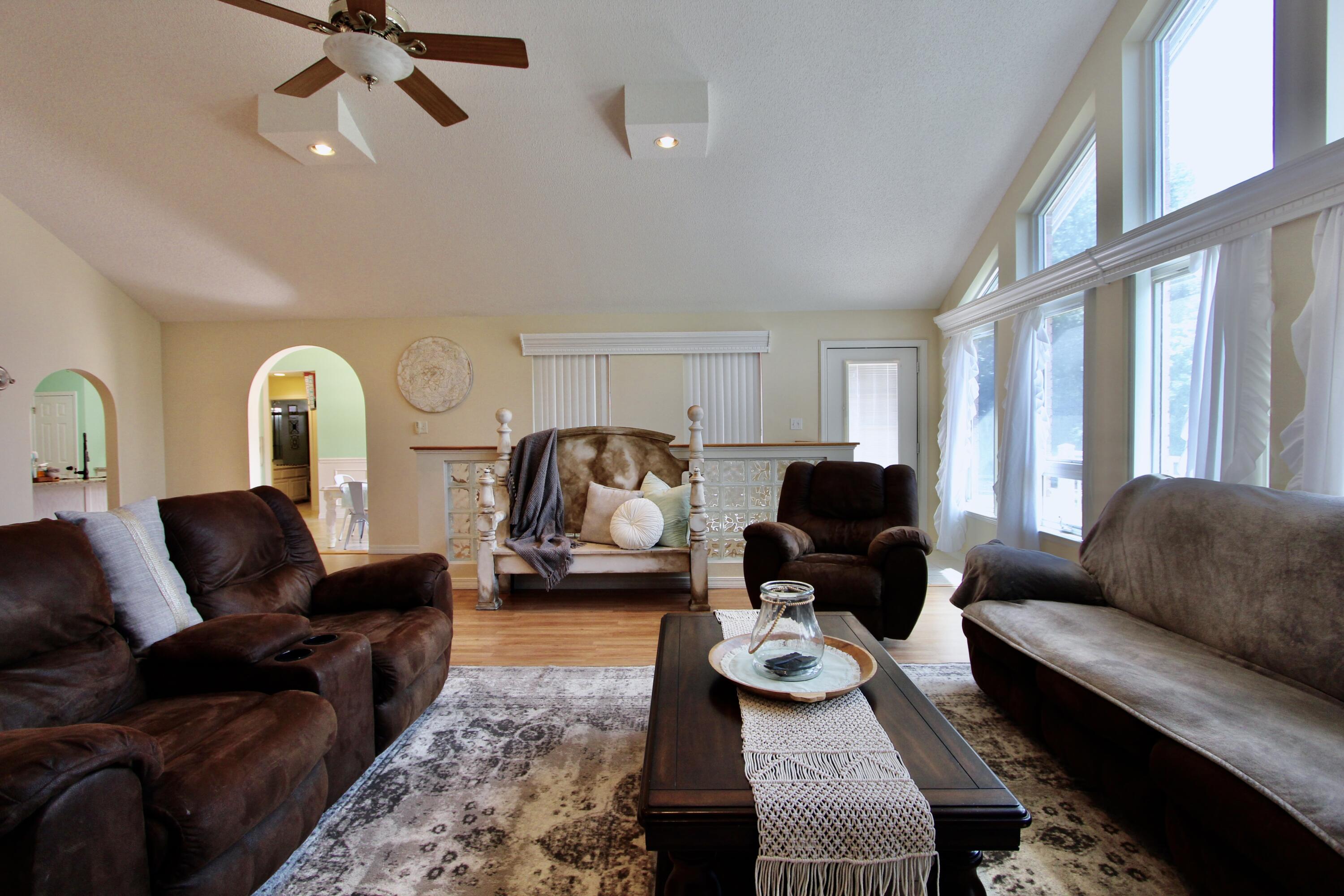 PAGE PLACE 3 PH 1 - Residential