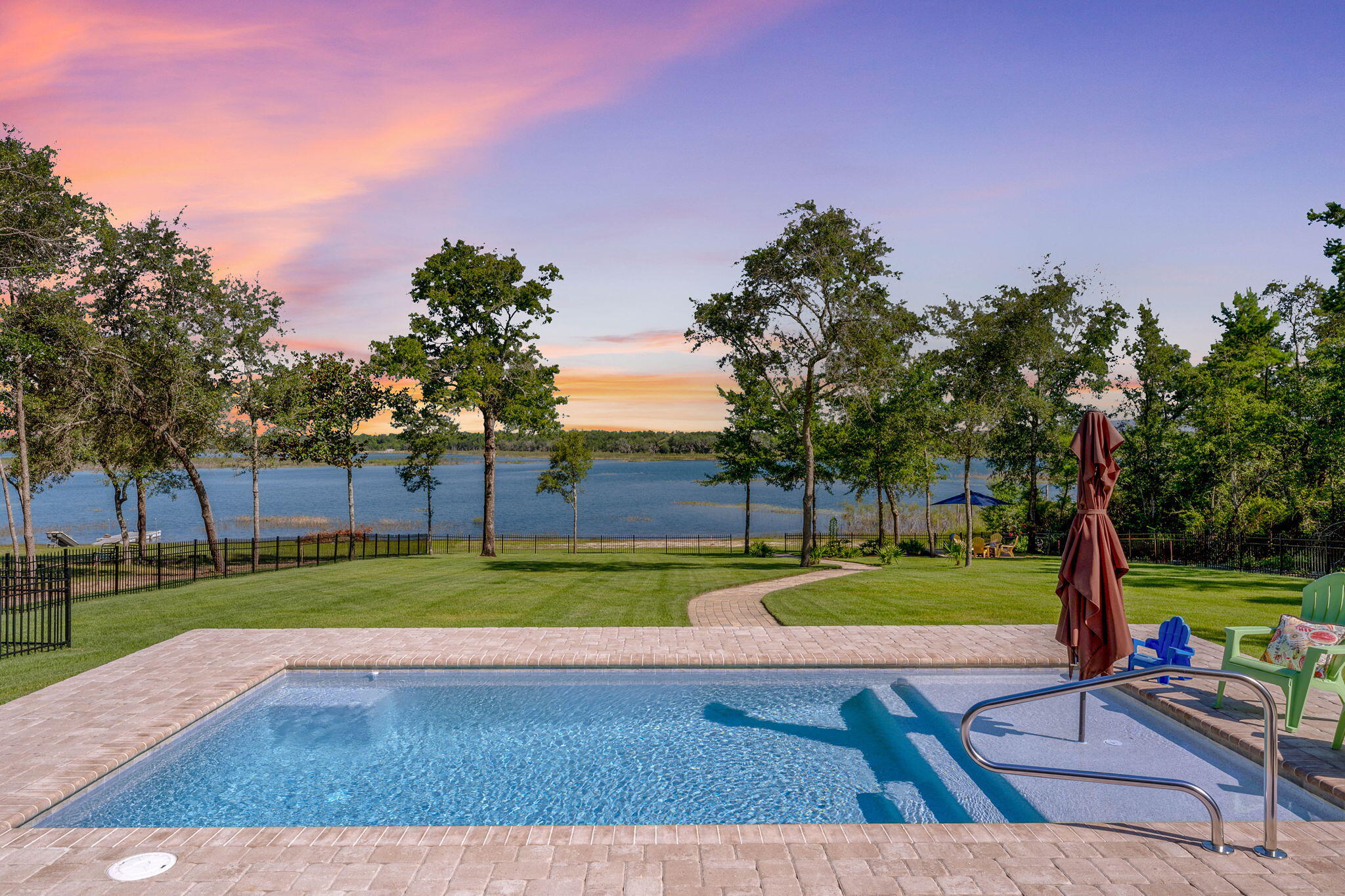 Lake Merial - Residential