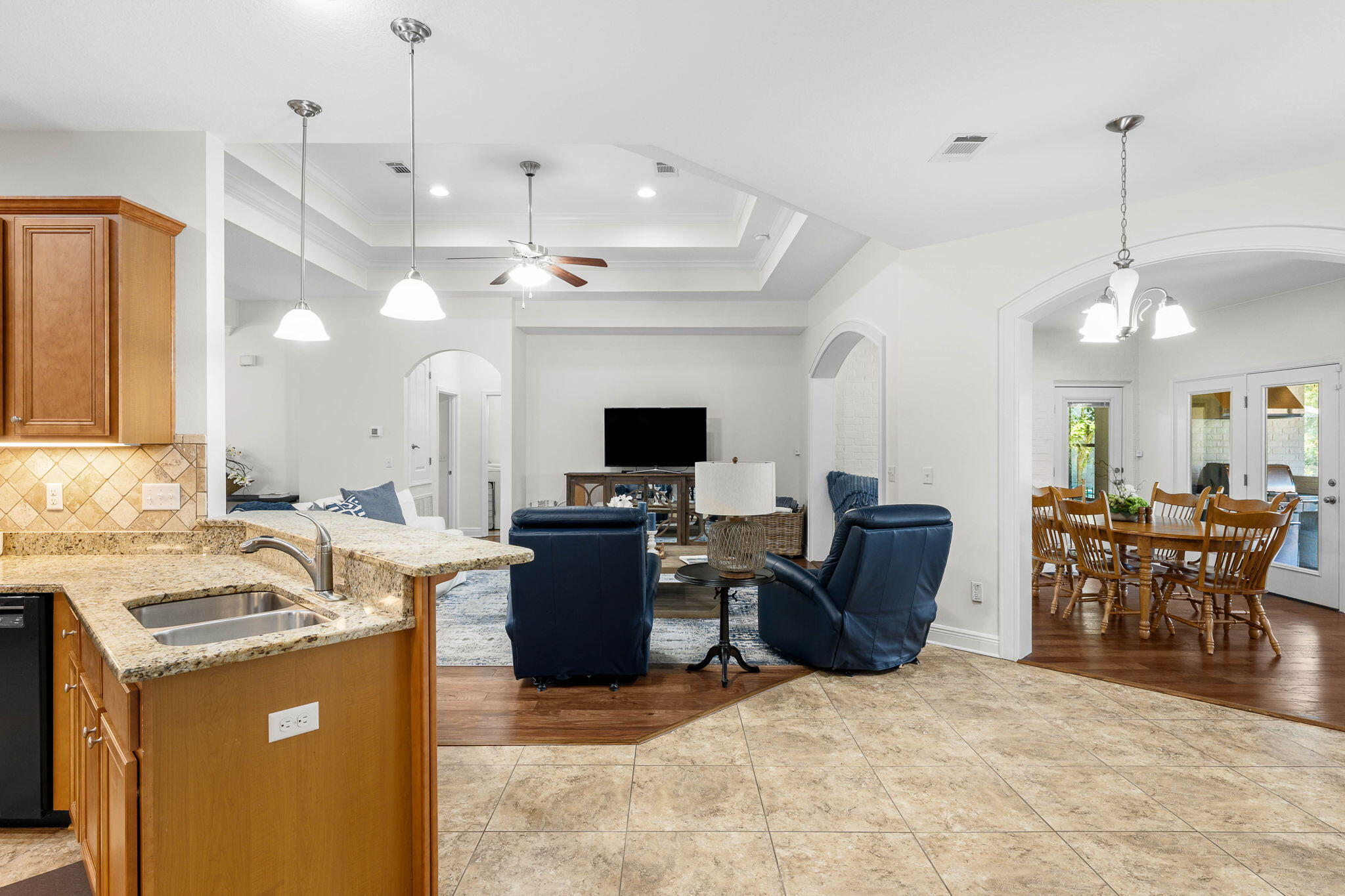 Lake Merial - Residential