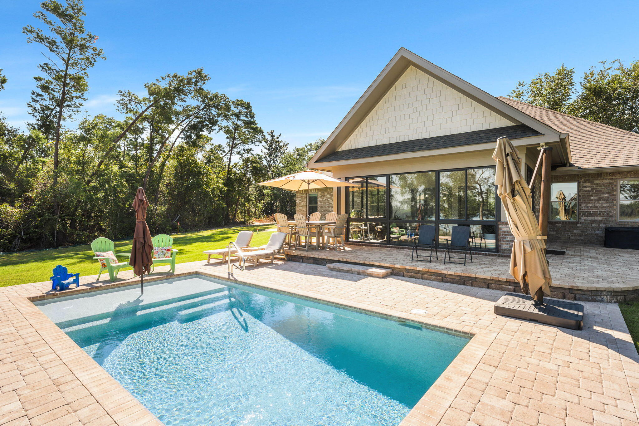 Lake Merial - Residential