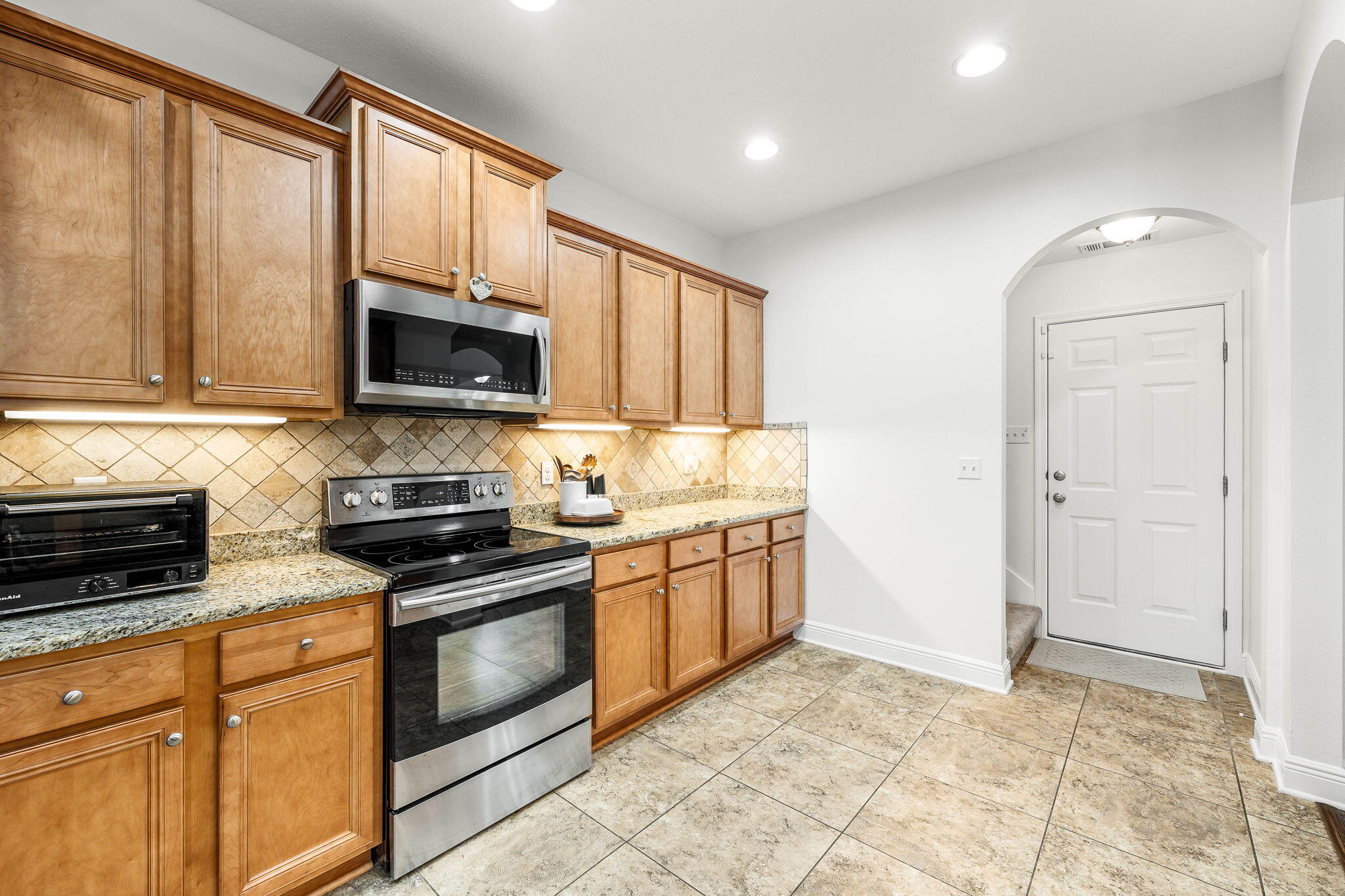 Lake Merial - Residential