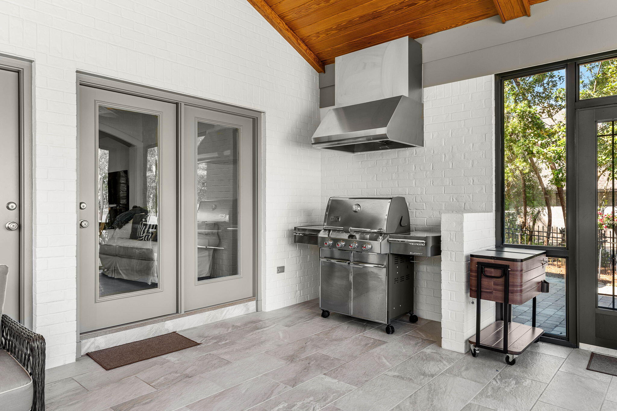 Lake Merial - Residential