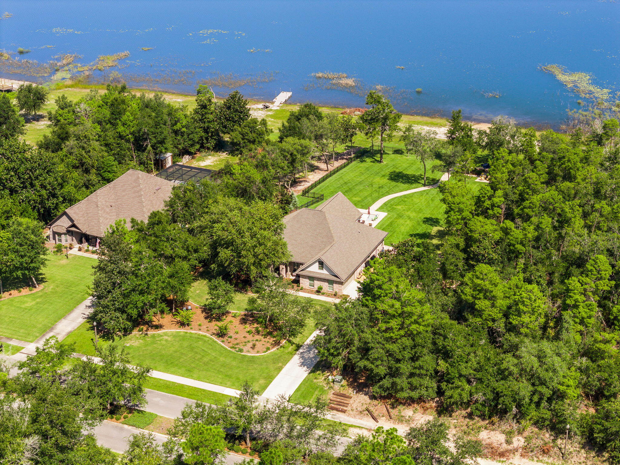 Lake Merial - Residential