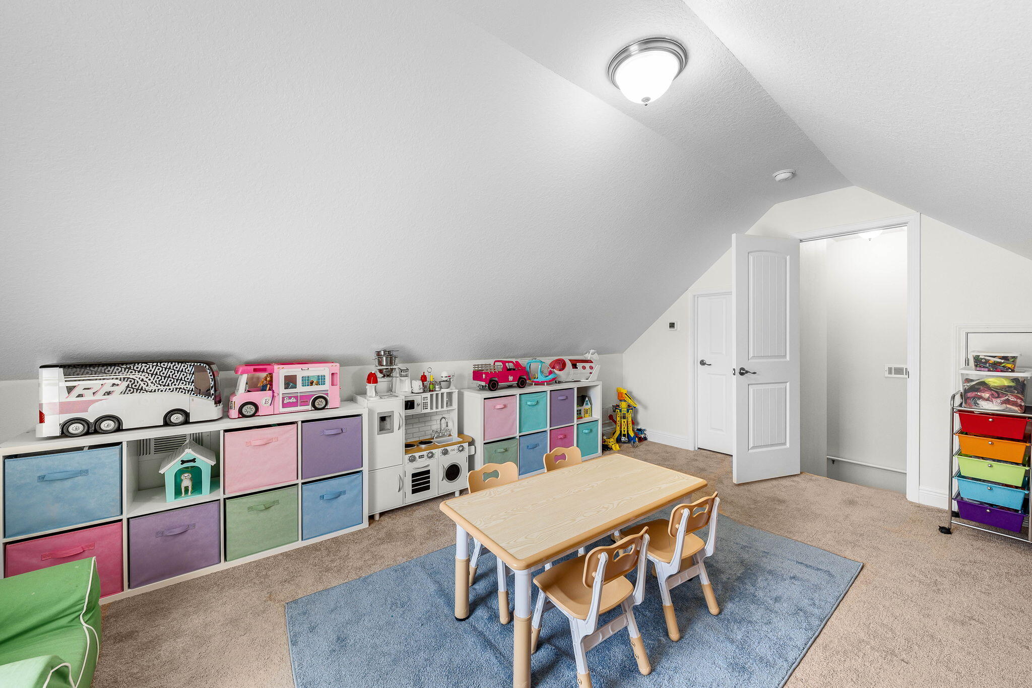 Lake Merial - Residential