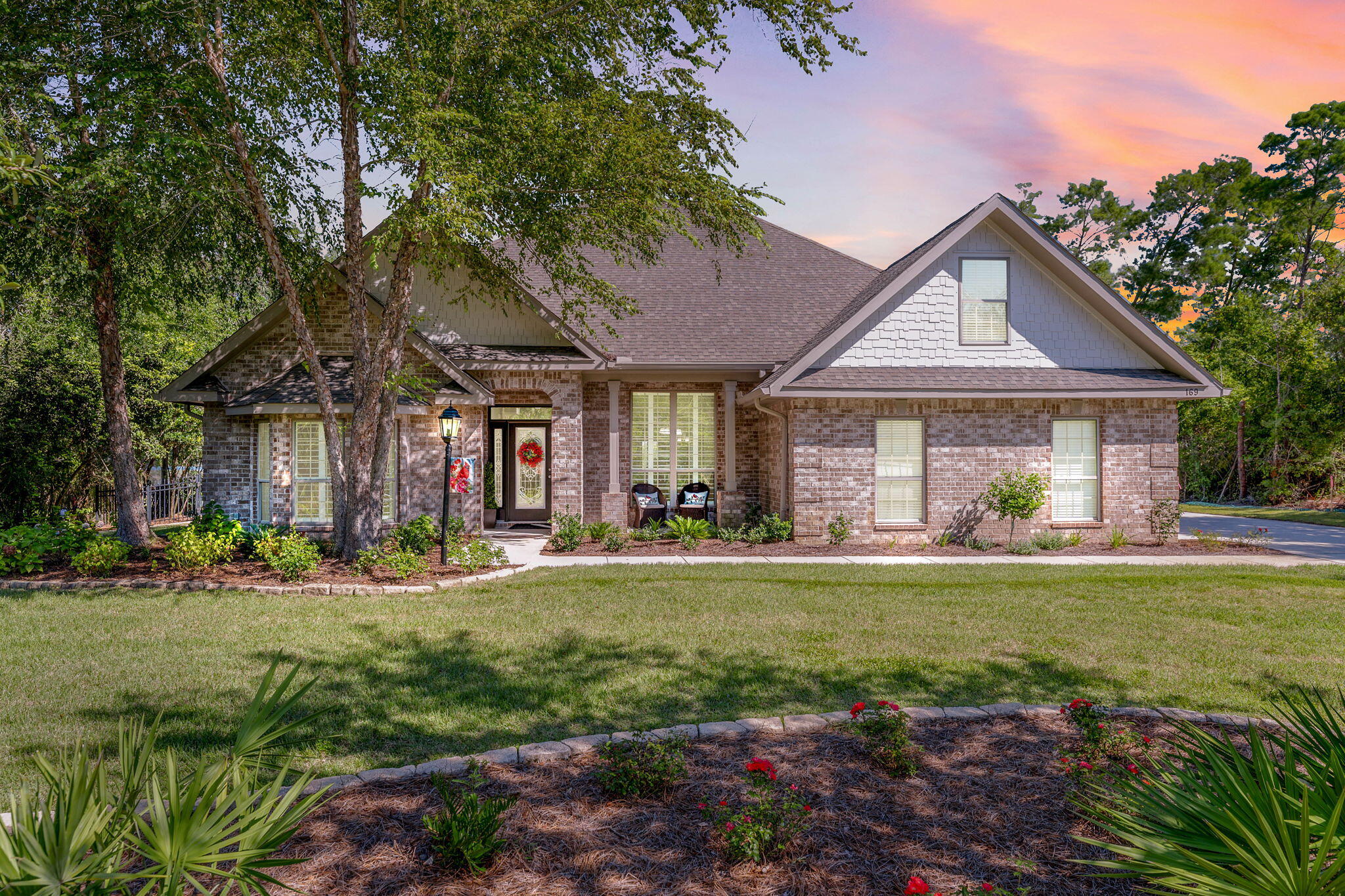 Lake Merial - Residential