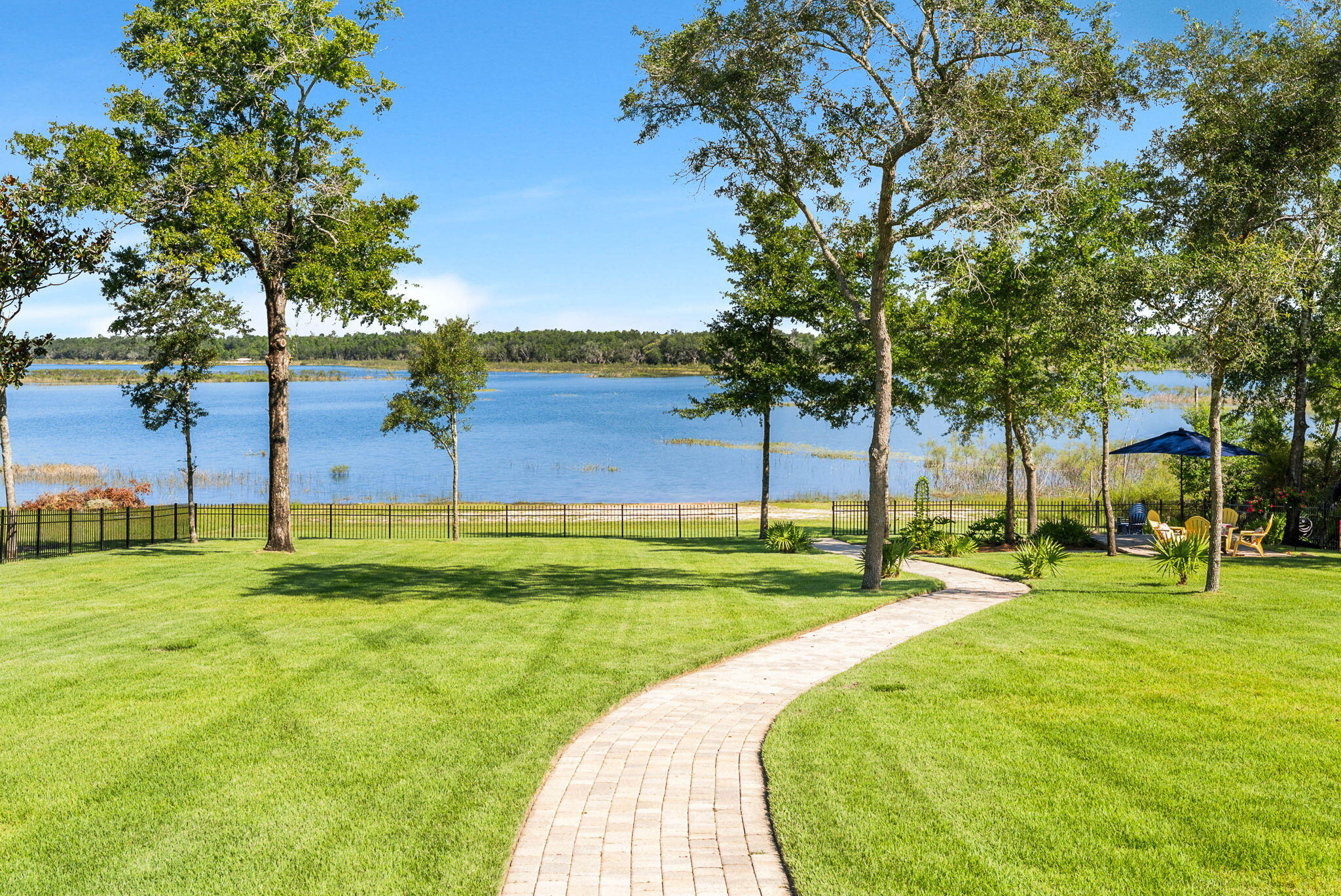 Lake Merial - Residential