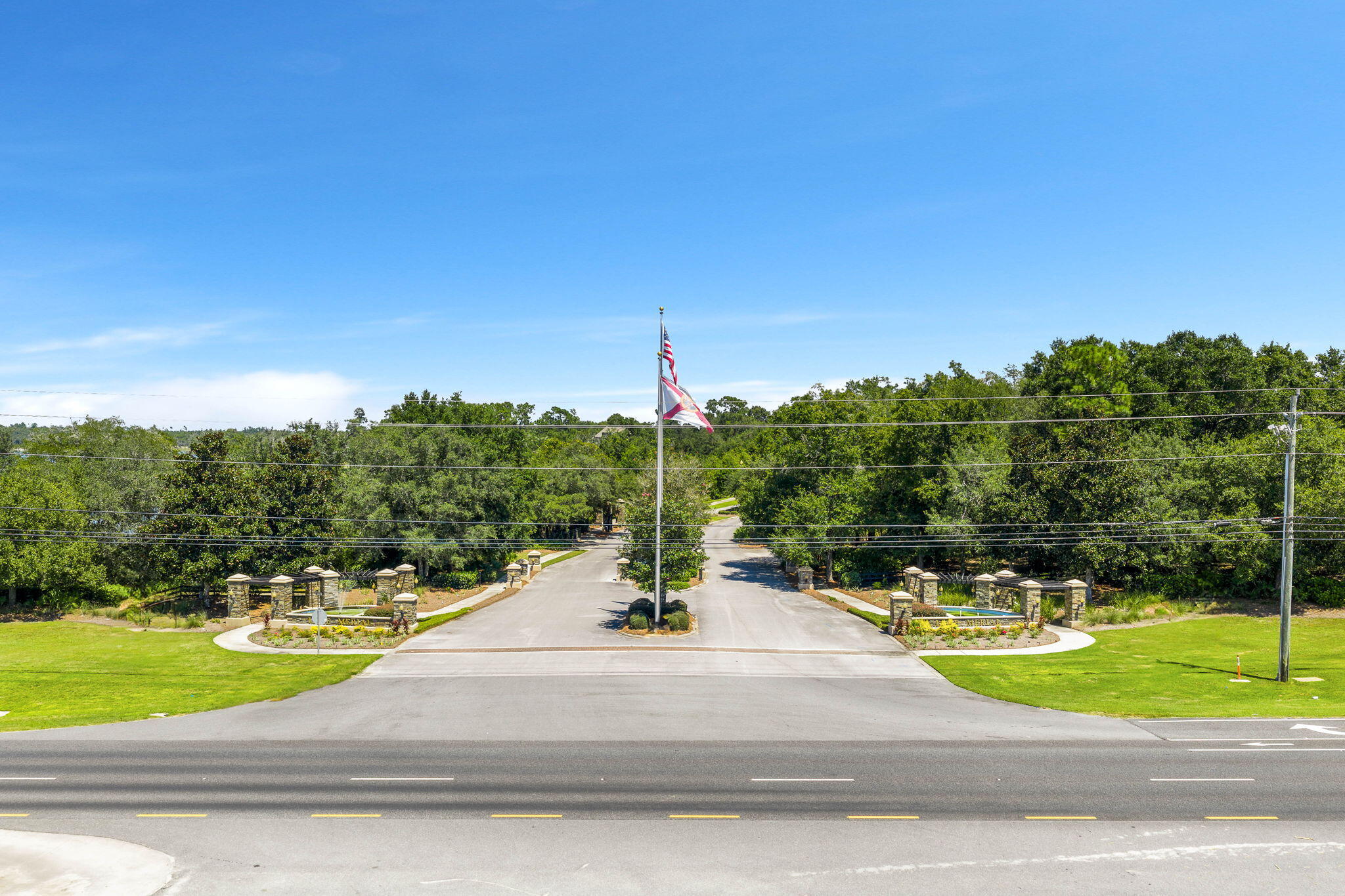 Lake Merial - Residential