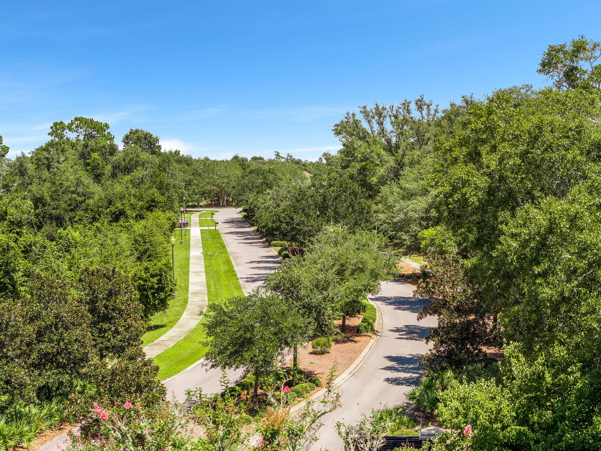 Lake Merial - Residential